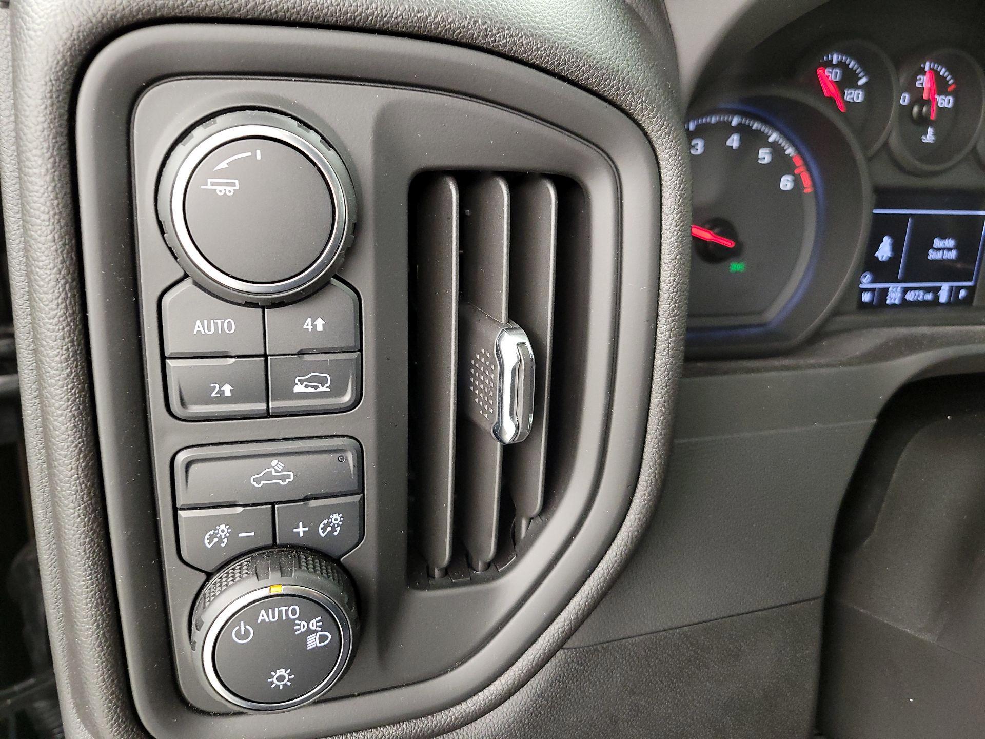 Thumbnail: 2025 Chevrolet Silverado 1500 - 13