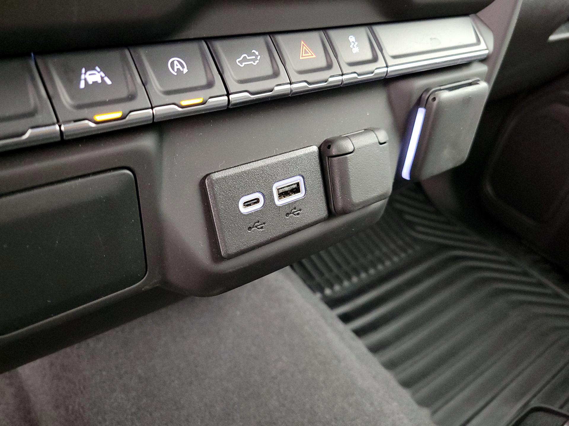 Thumbnail: 2025 Chevrolet Silverado 1500 - 18