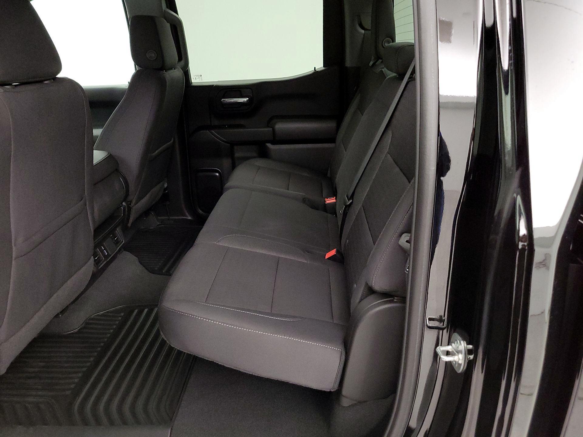 Thumbnail: 2025 Chevrolet Silverado 1500 - 19