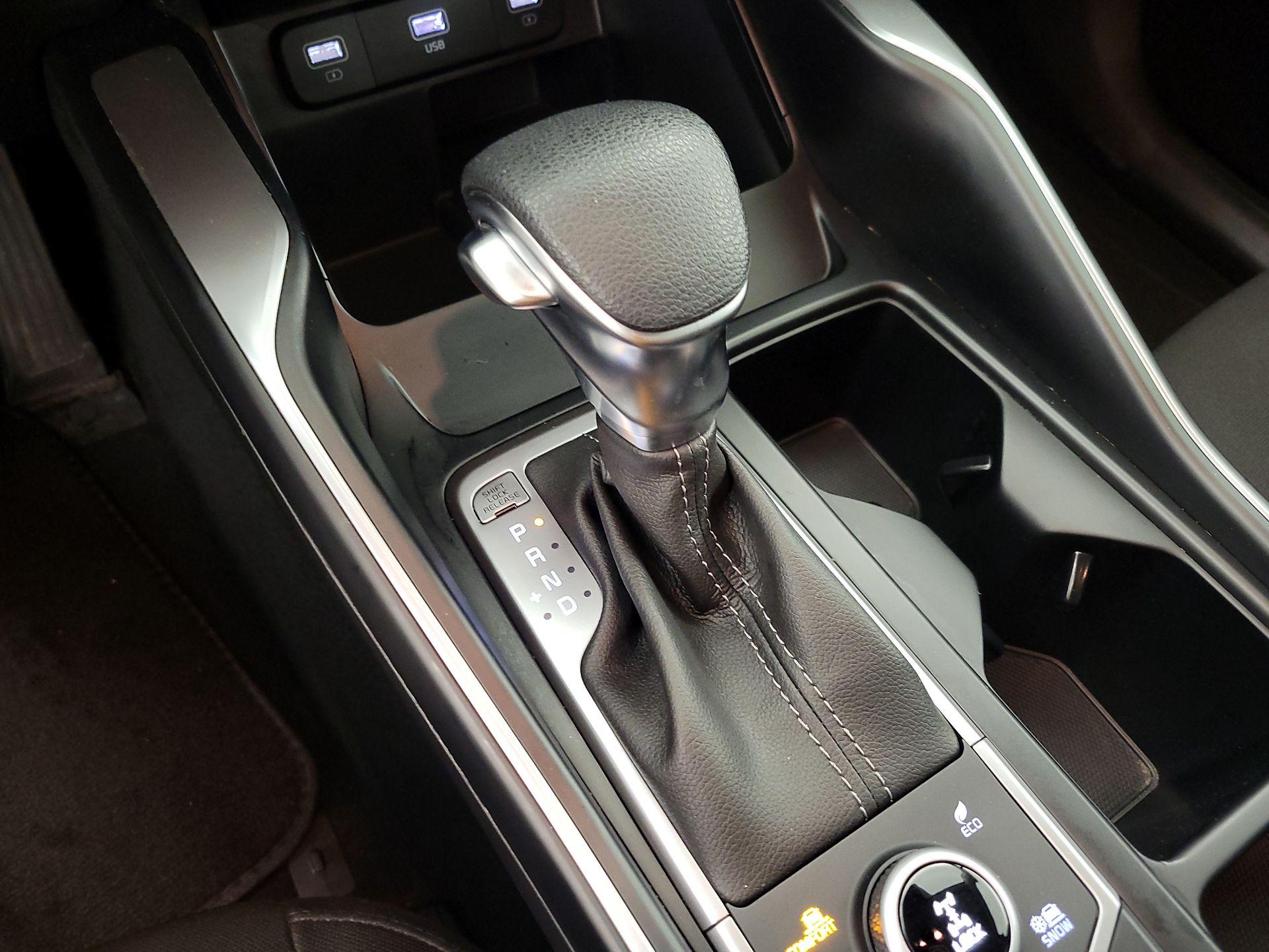 Thumbnail: 2022 Kia Sorento - 17