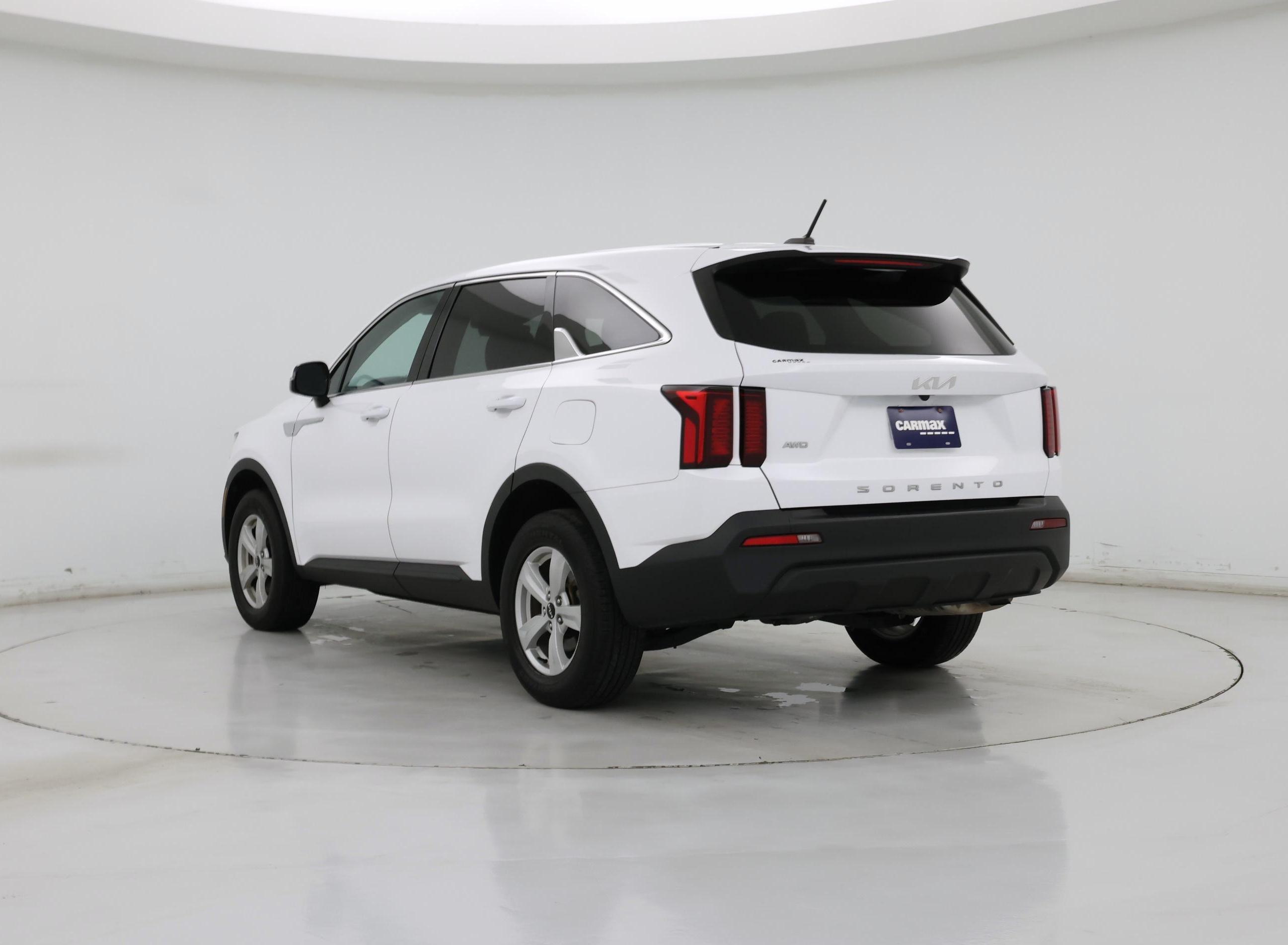 Thumbnail: 2022 Kia Sorento - 2