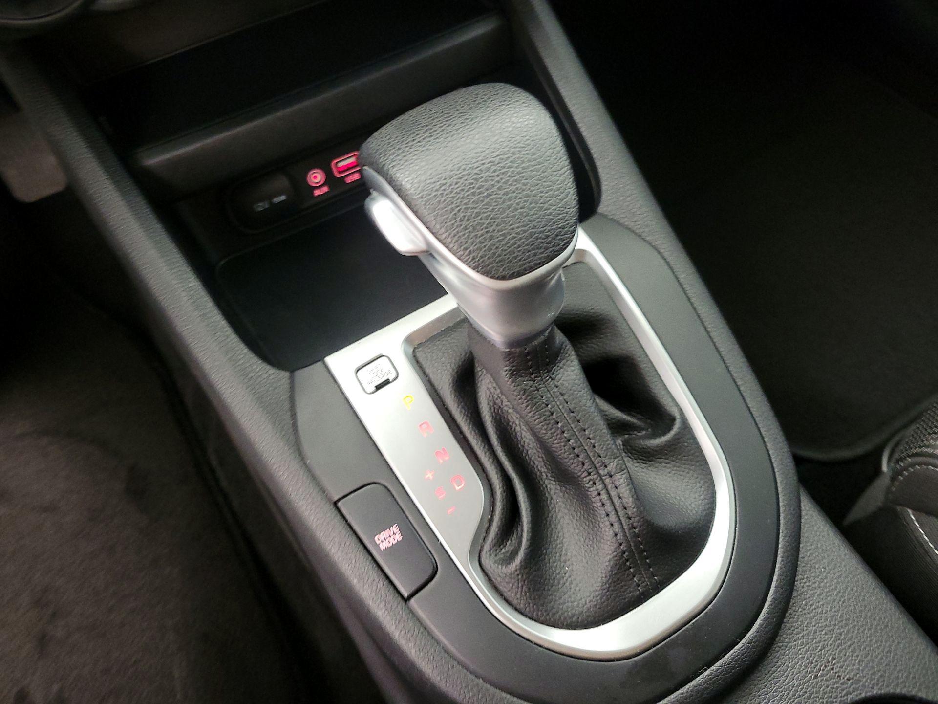 Thumbnail: 2021 Kia Forte - 17