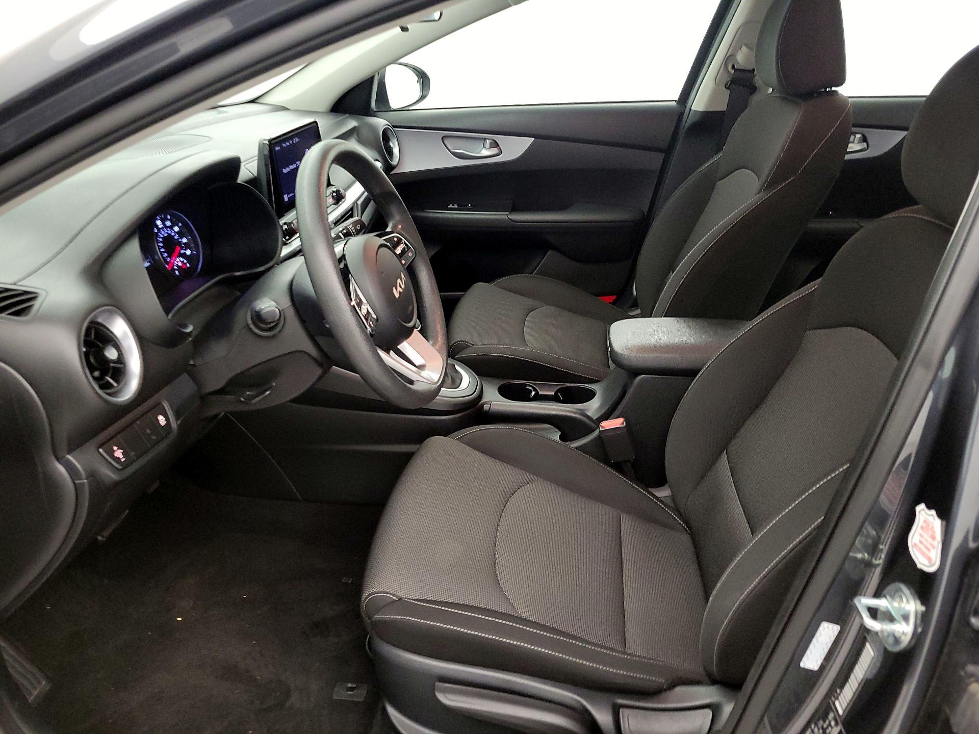 Thumbnail: 2024 Kia Forte - 11