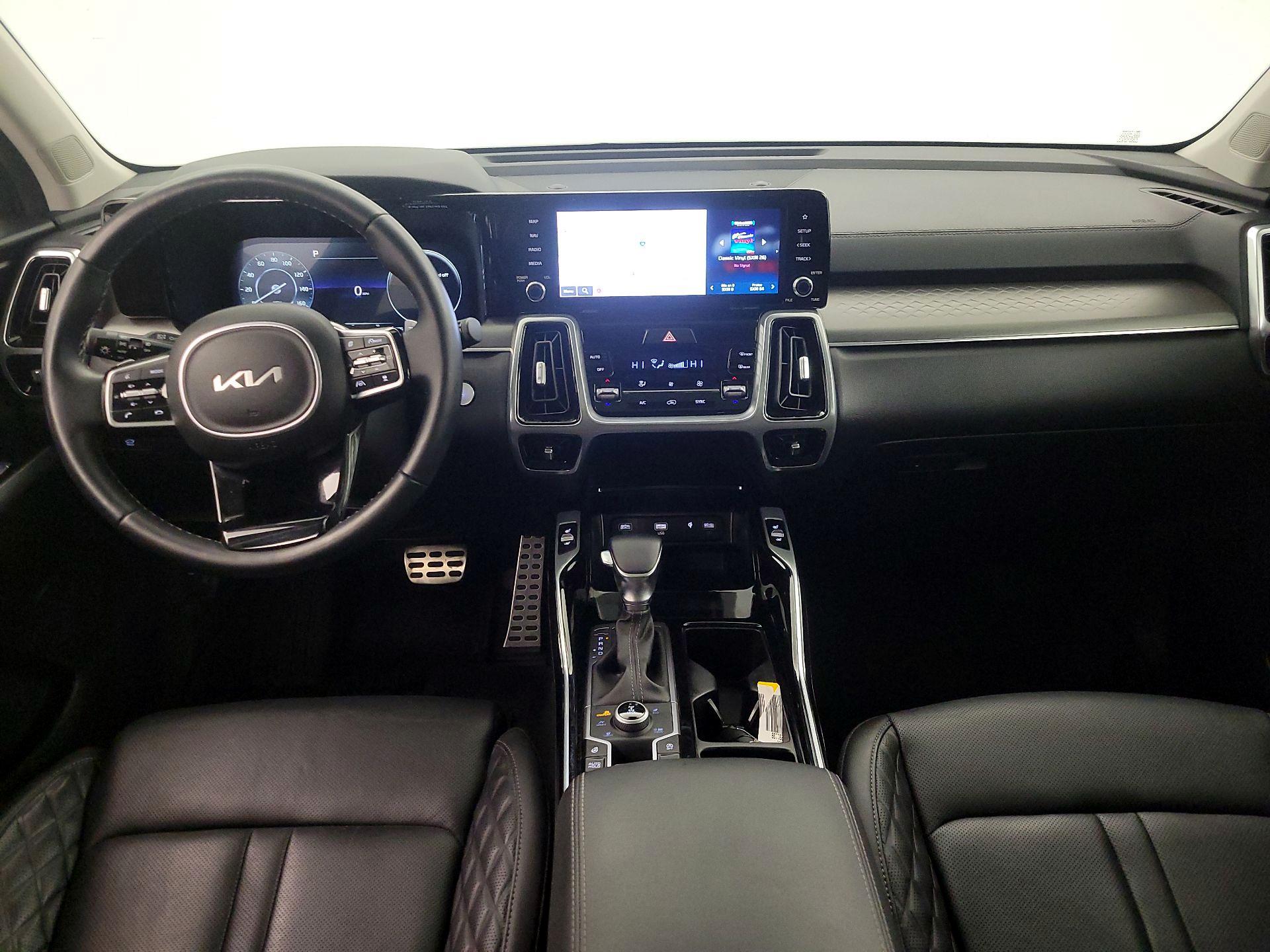 Thumbnail: 2023 Kia Sorento - 9