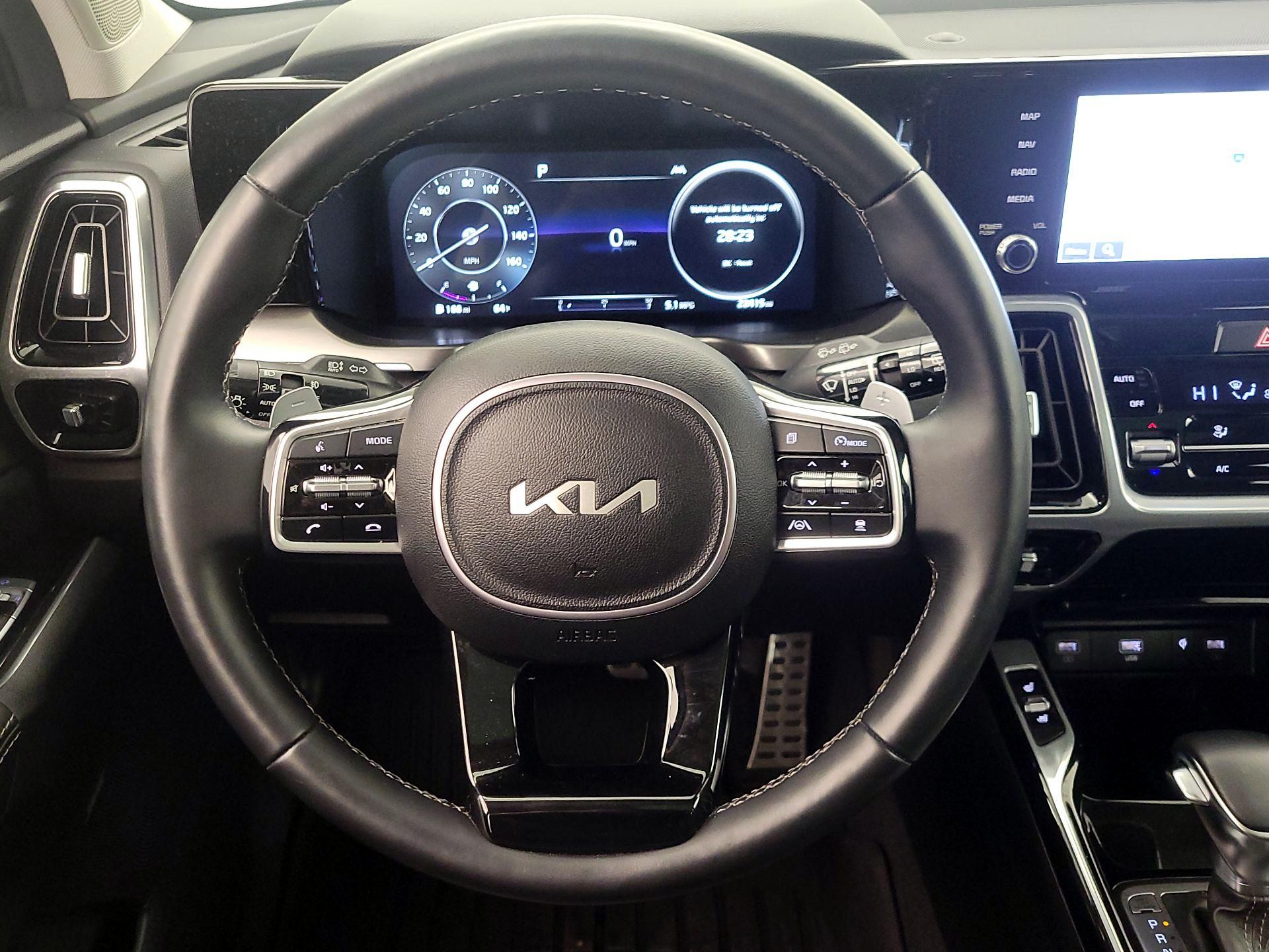 Thumbnail: 2023 Kia Sorento - 10