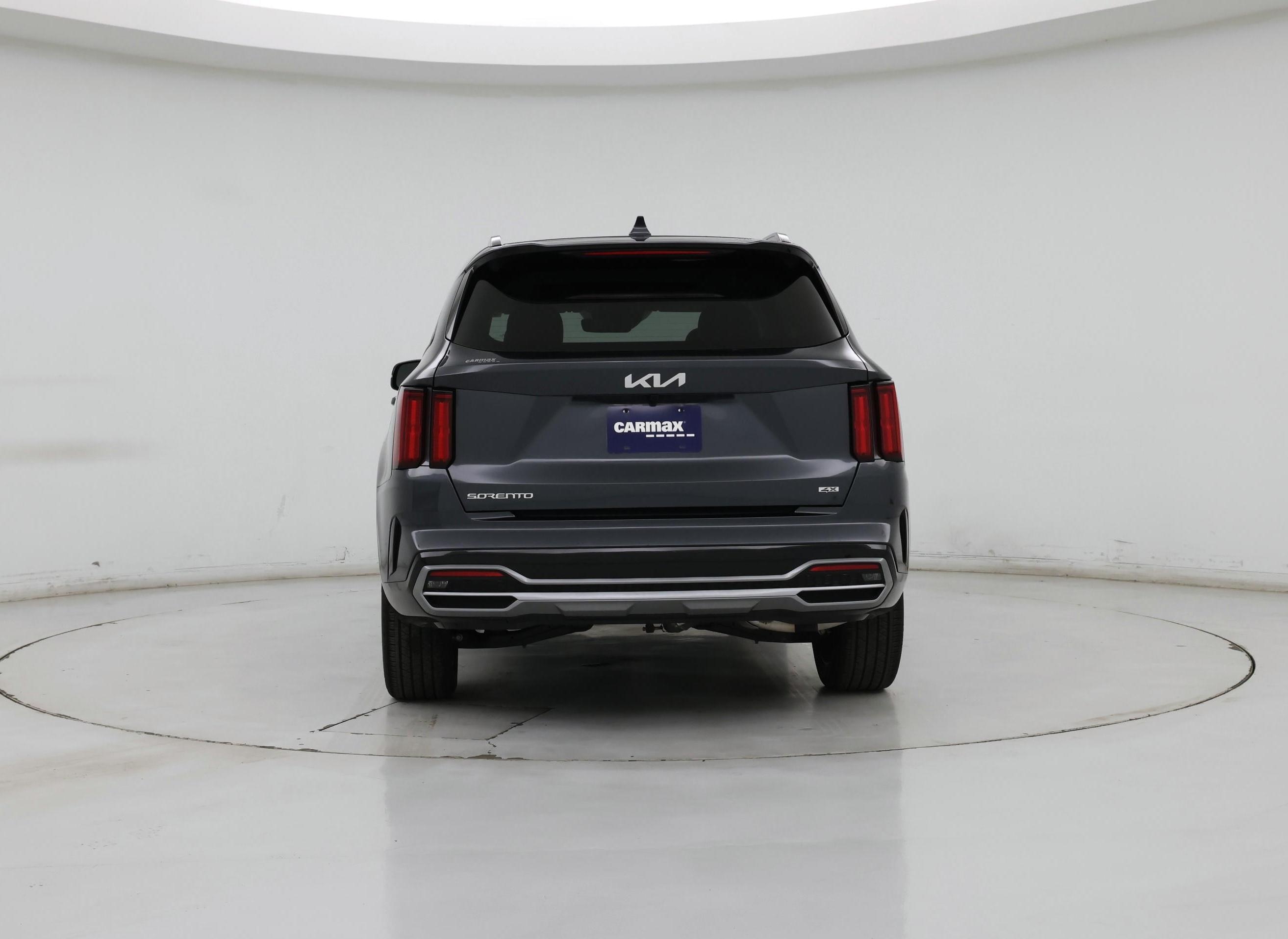 Thumbnail: 2023 Kia Sorento - 6