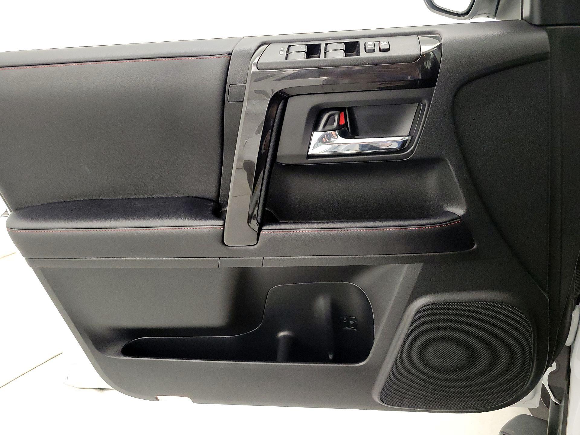 Thumbnail: 2024 Toyota 4Runner - 12