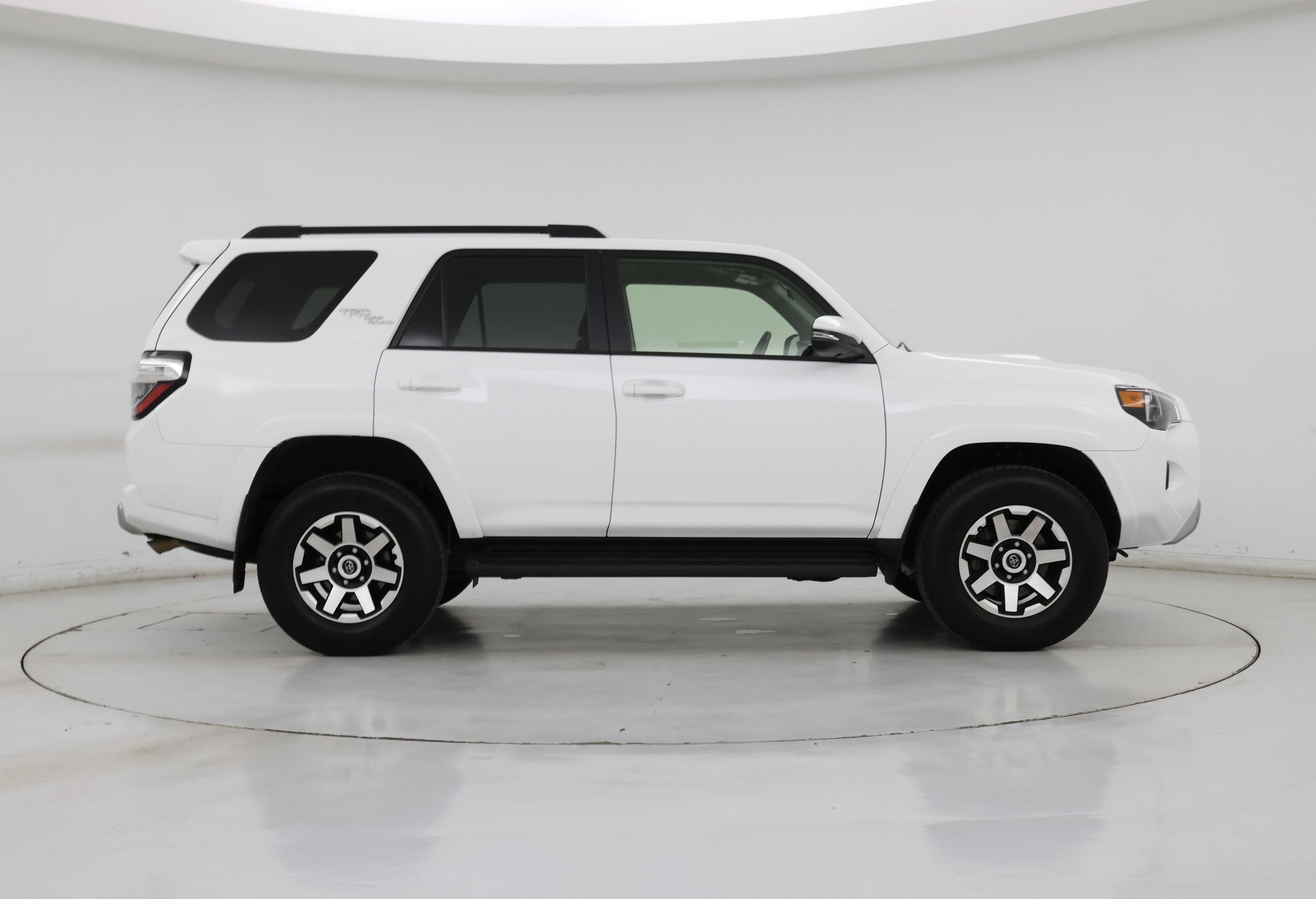 Thumbnail: 2024 Toyota 4Runner - 7