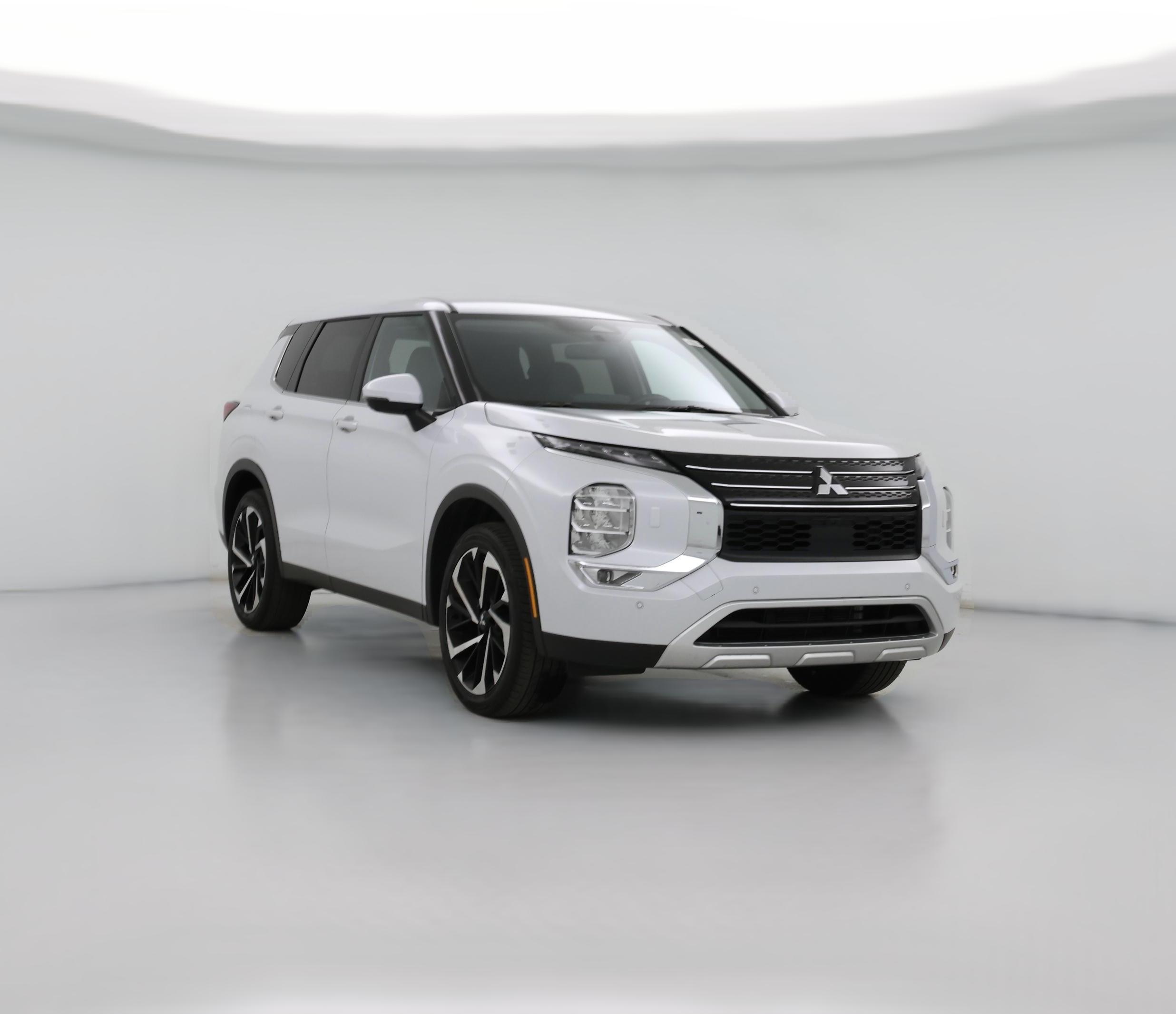 Thumbnail: 2024 Mitsubishi Outlander - 1