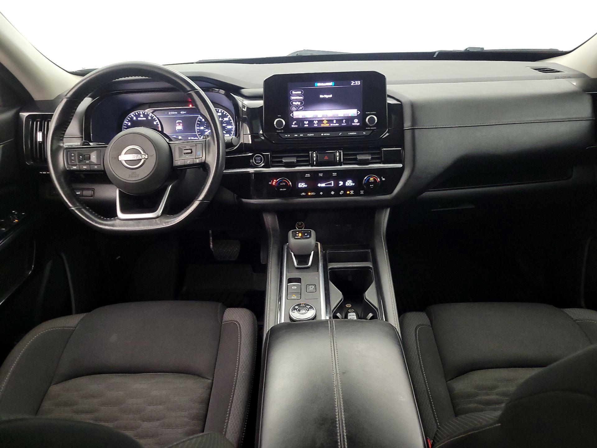 Thumbnail: 2022 Nissan Pathfinder - 9