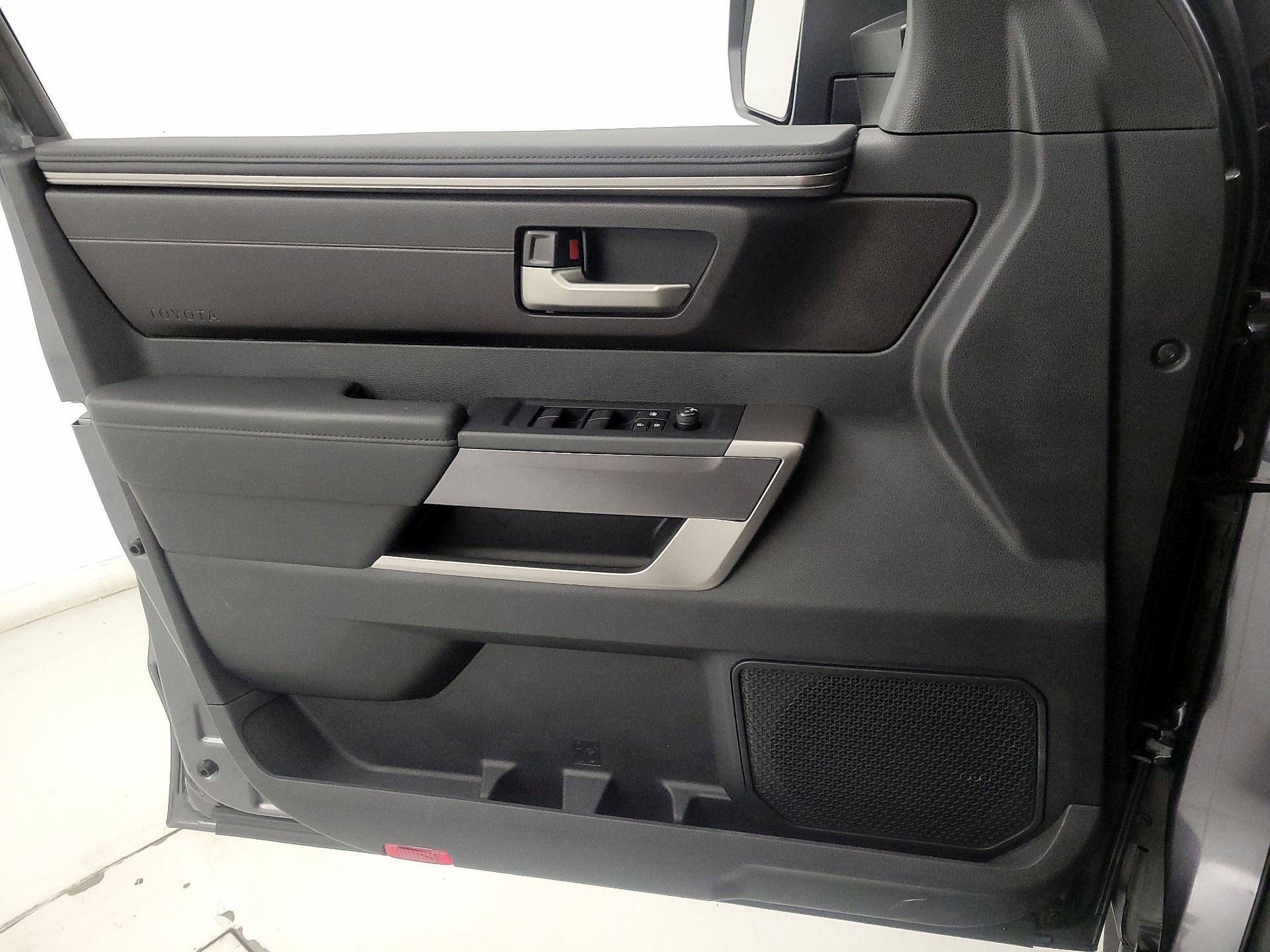 Thumbnail: 2023 Toyota Tundra - 12