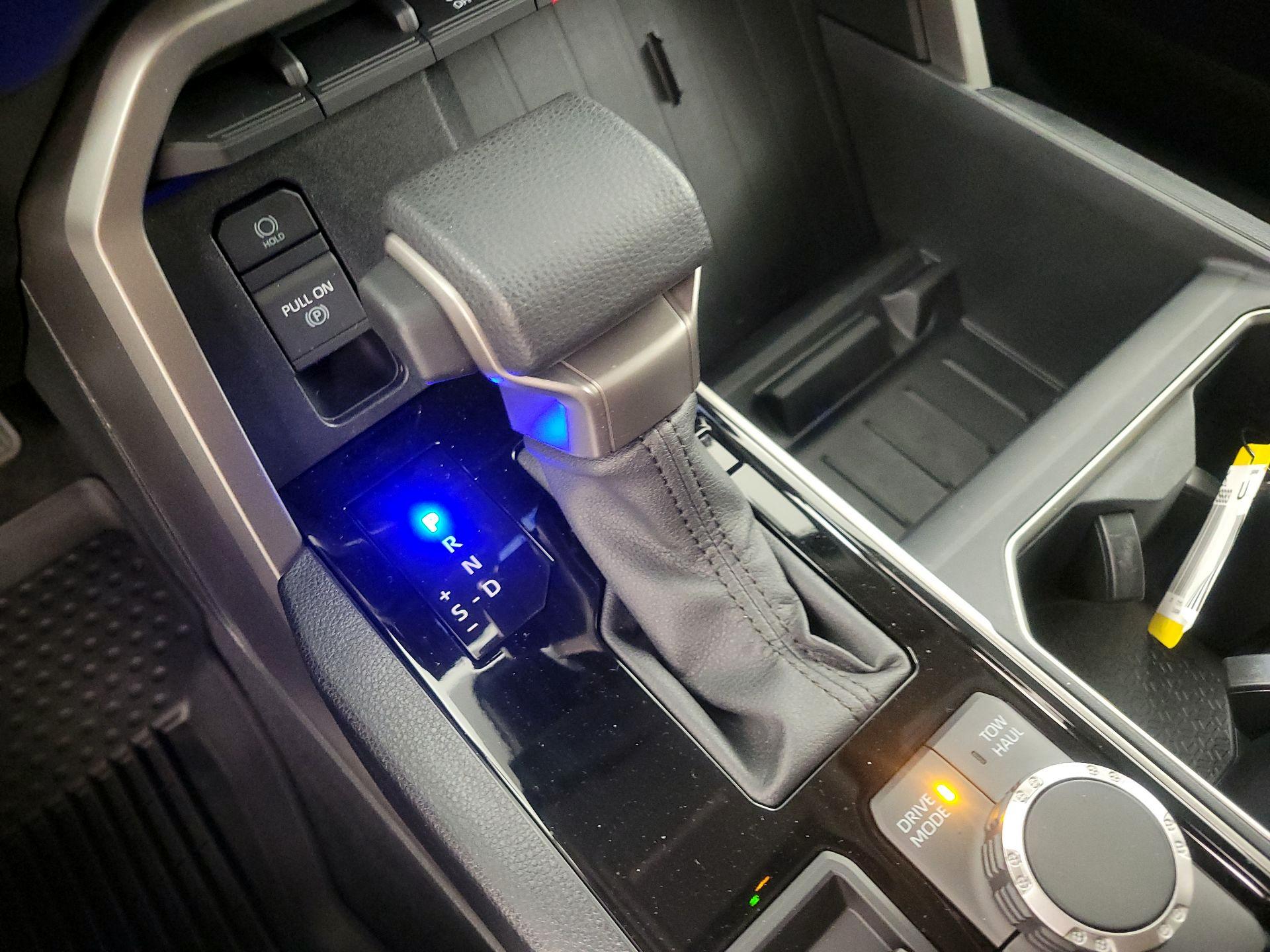 Thumbnail: 2023 Toyota Tundra - 17