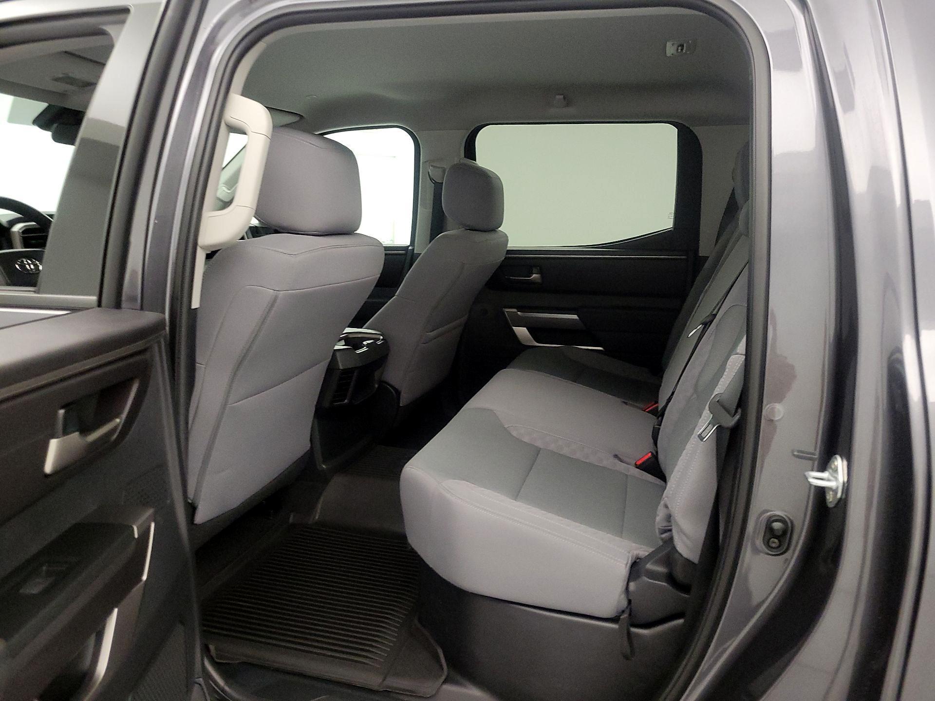 Thumbnail: 2023 Toyota Tundra - 19