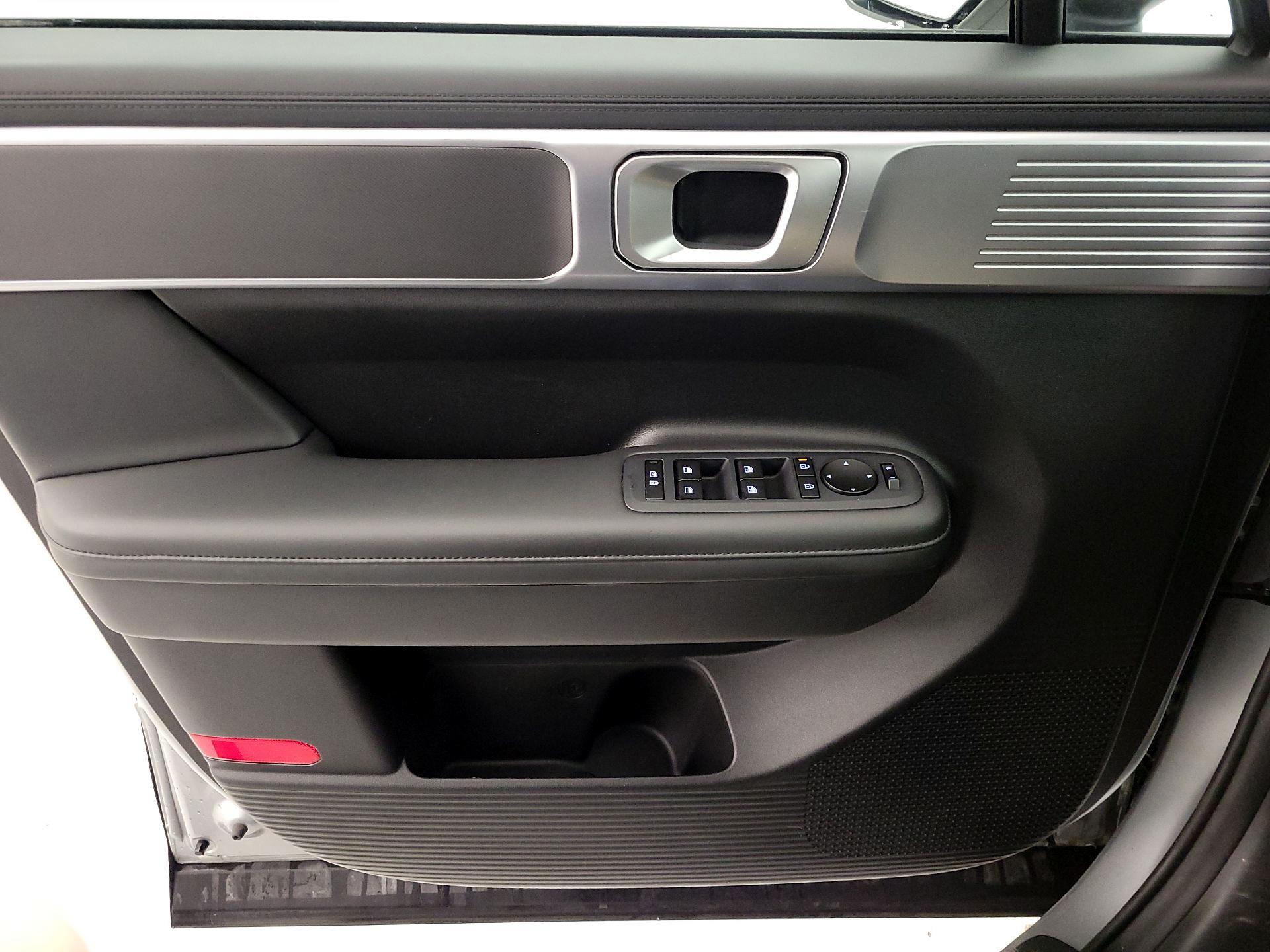 Thumbnail: 2024 Hyundai Santa Fe - 12