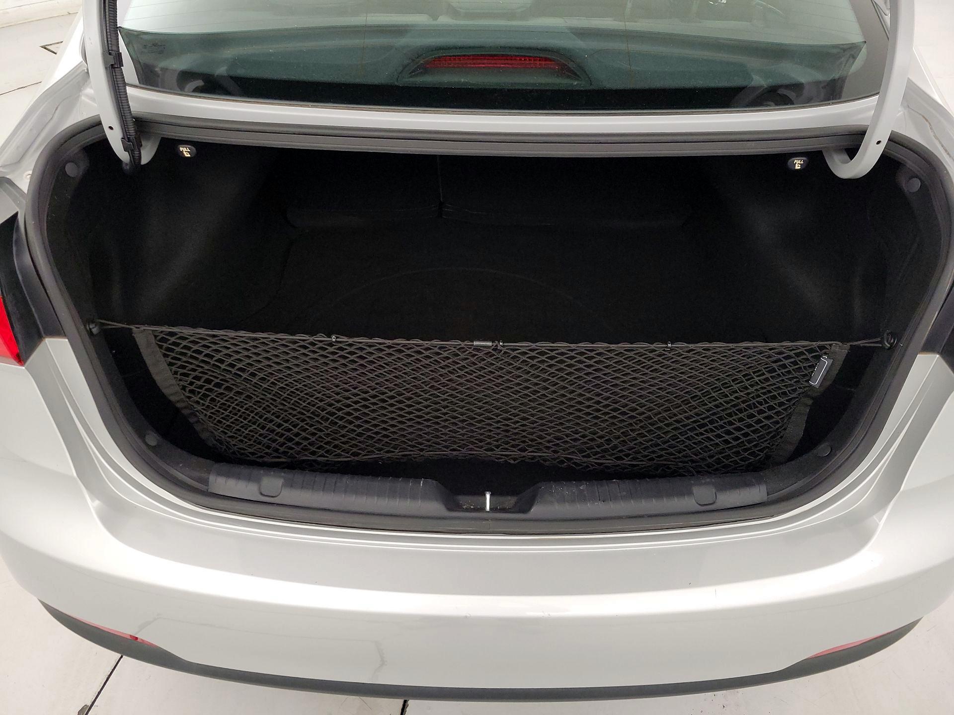 Thumbnail: 2015 Kia Forte - 19