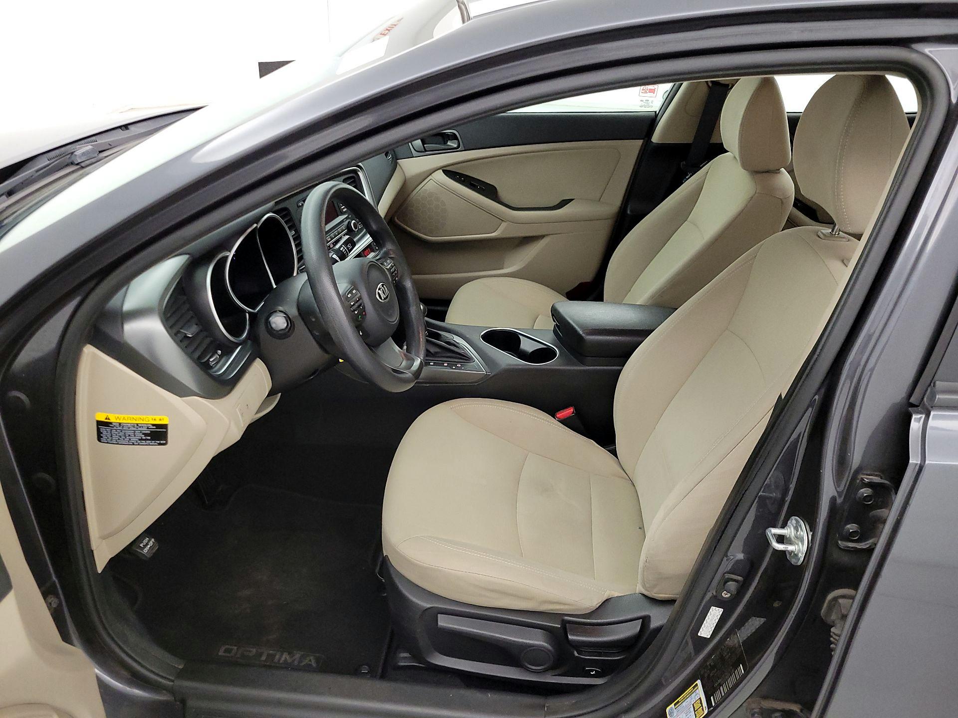 Thumbnail: 2015 Kia Optima - 11