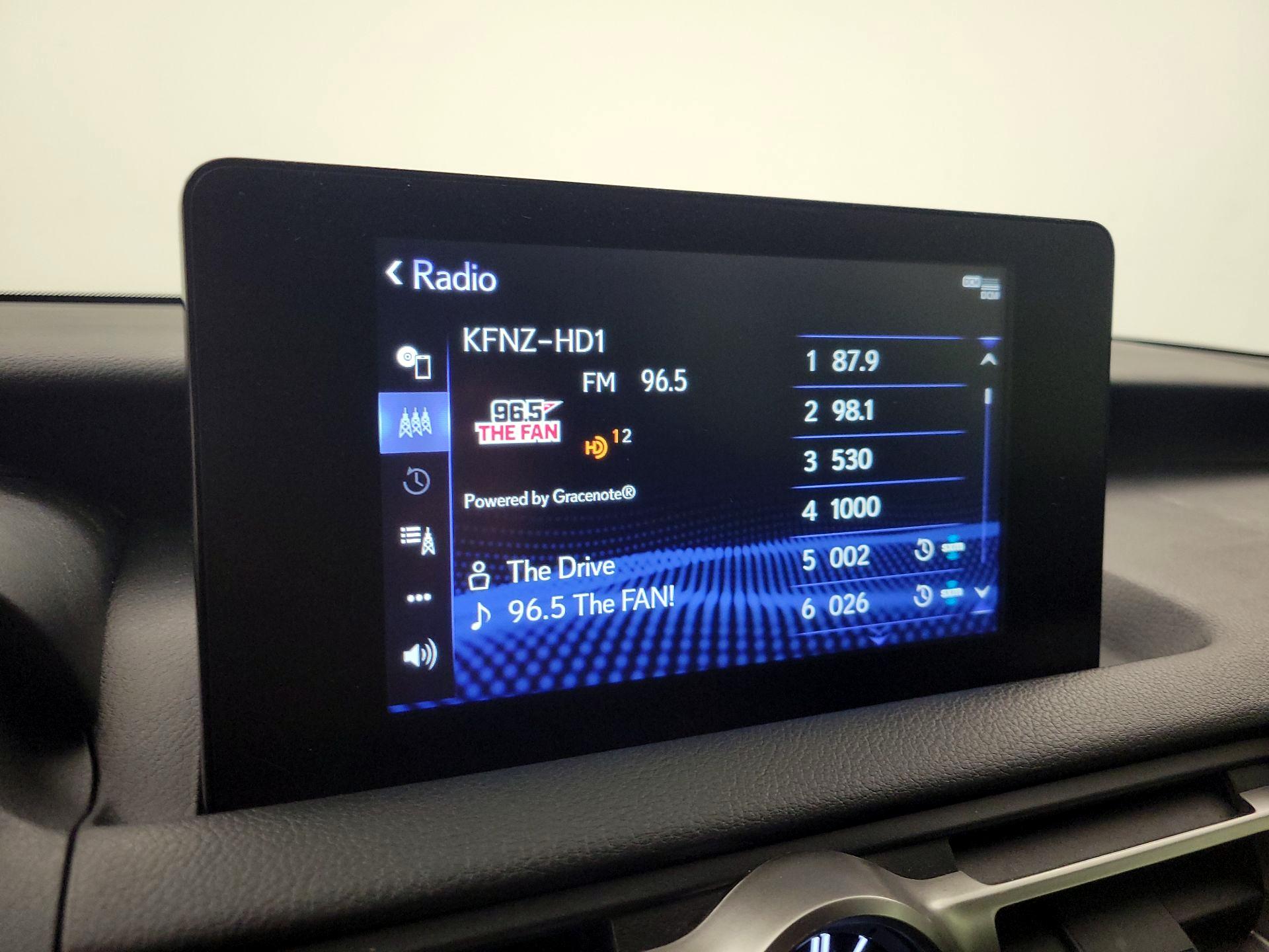 Thumbnail: 2022 Lexus IS - 15