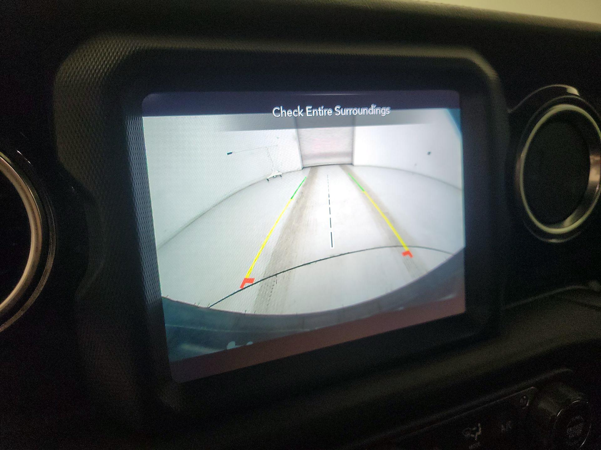 Thumbnail: 2020 Jeep Wrangler - 15