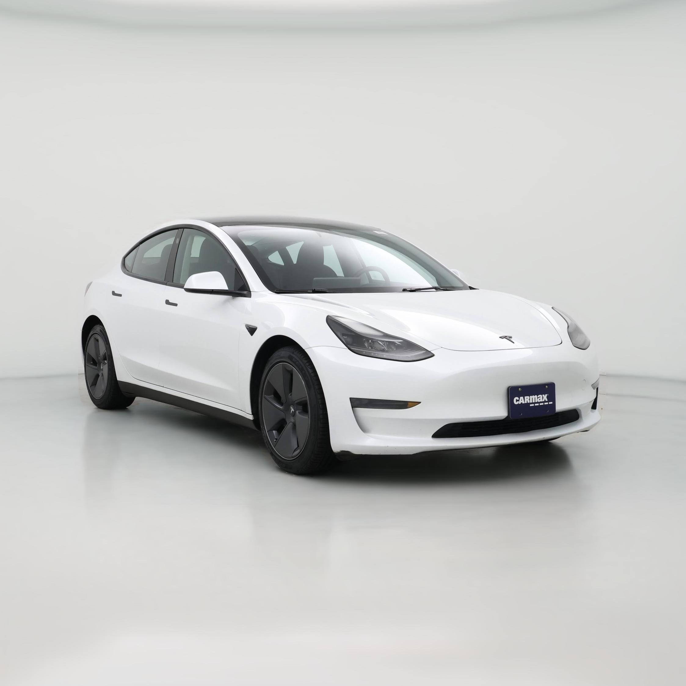 Thumbnail: 2023 Tesla Model 3 - 1