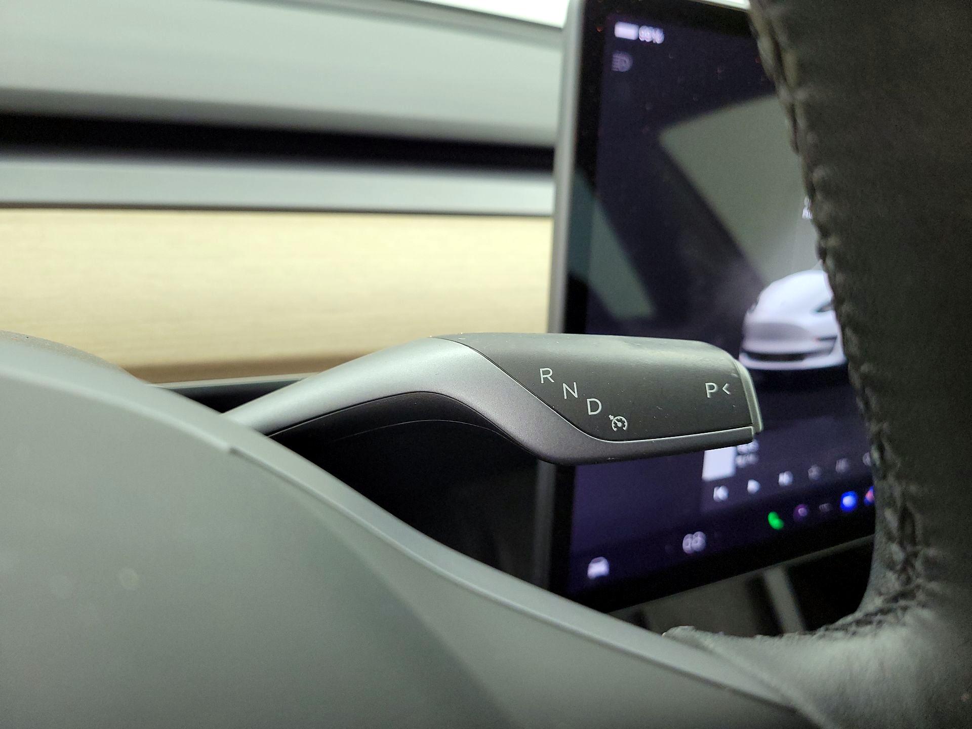 Thumbnail: 2023 Tesla Model 3 - 17