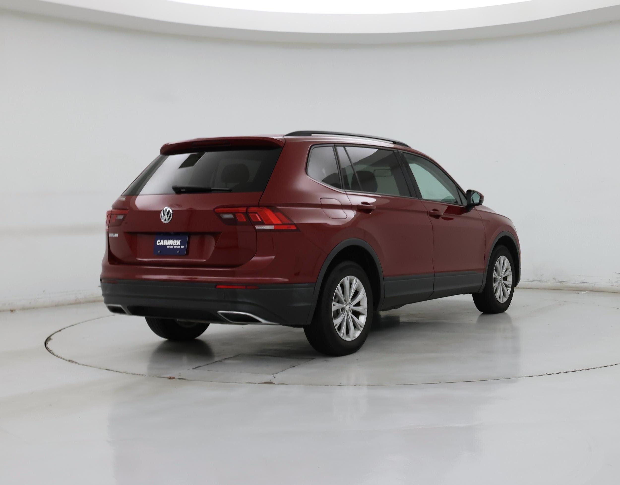 Thumbnail: 2019 Volkswagen Tiguan - 8