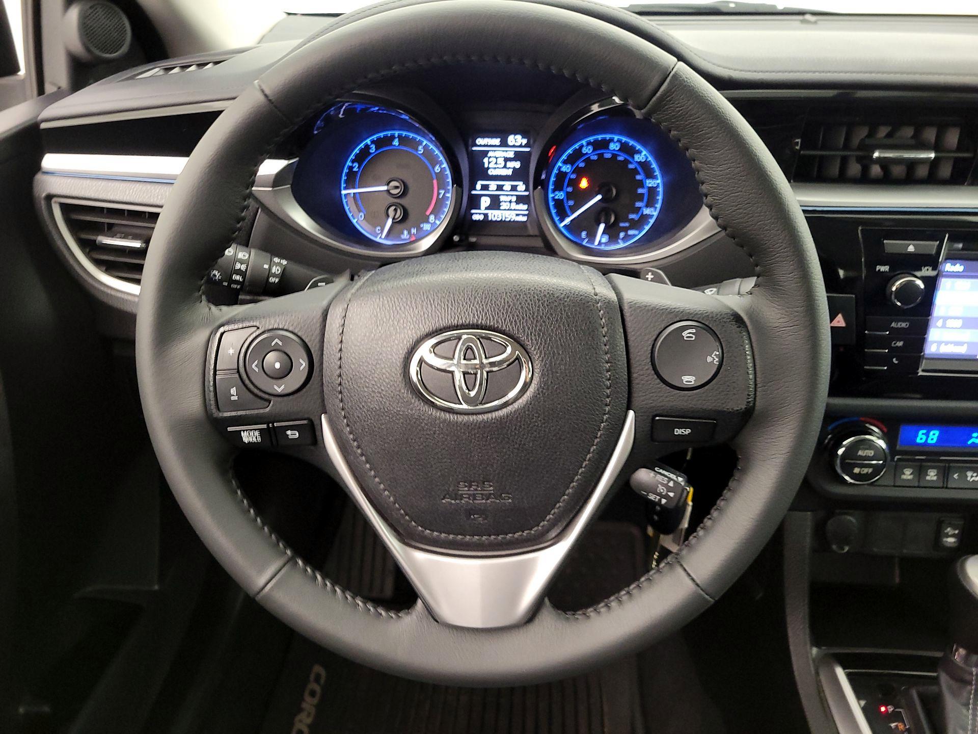 Thumbnail: 2015 Toyota Corolla - 10
