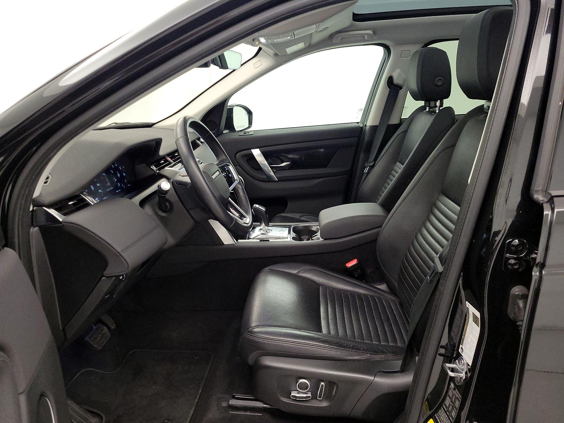 Thumbnail: 2021 Land Rover Discovery Sport - 11