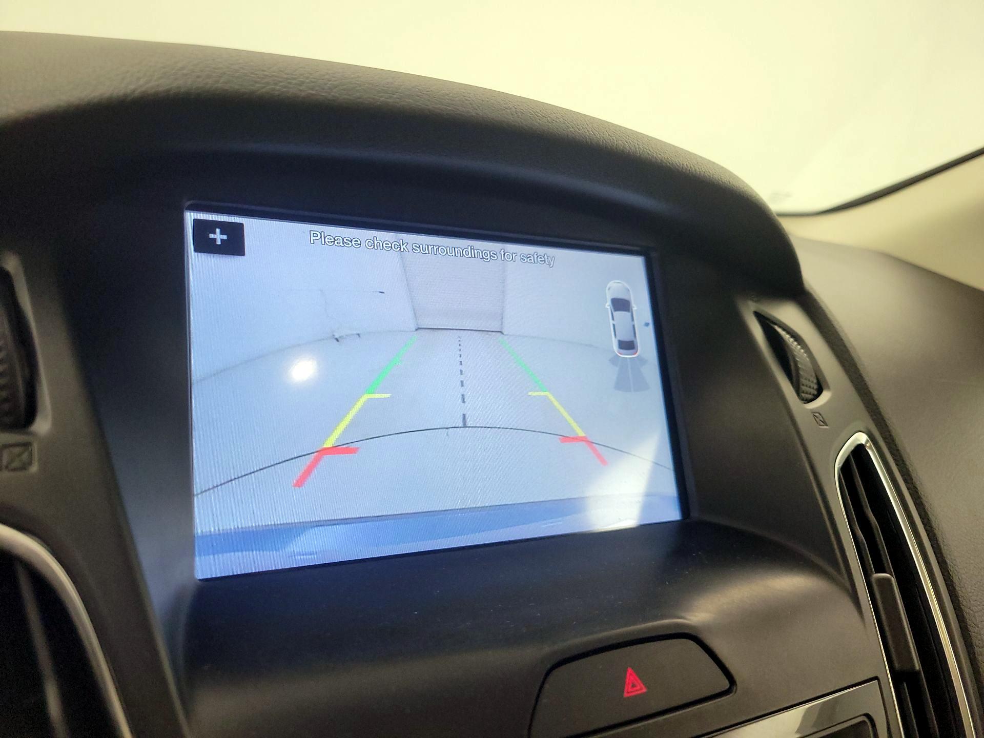 Thumbnail: 2018 Ford Focus - 15