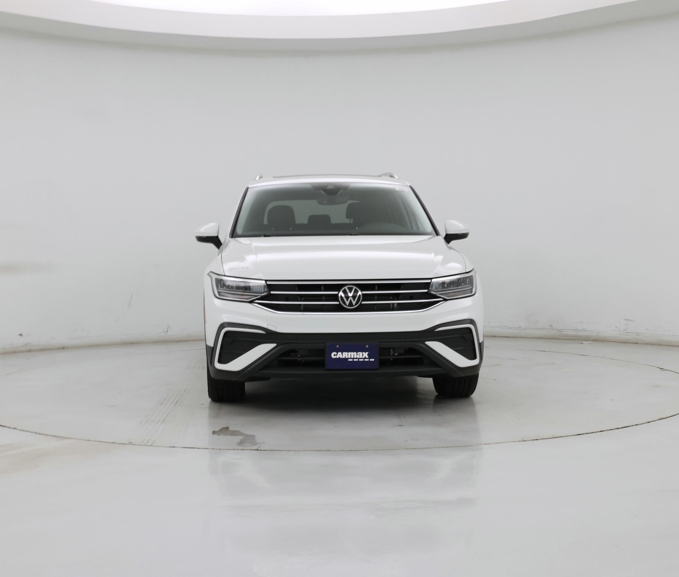 Thumbnail: 2022 Volkswagen Tiguan - 5
