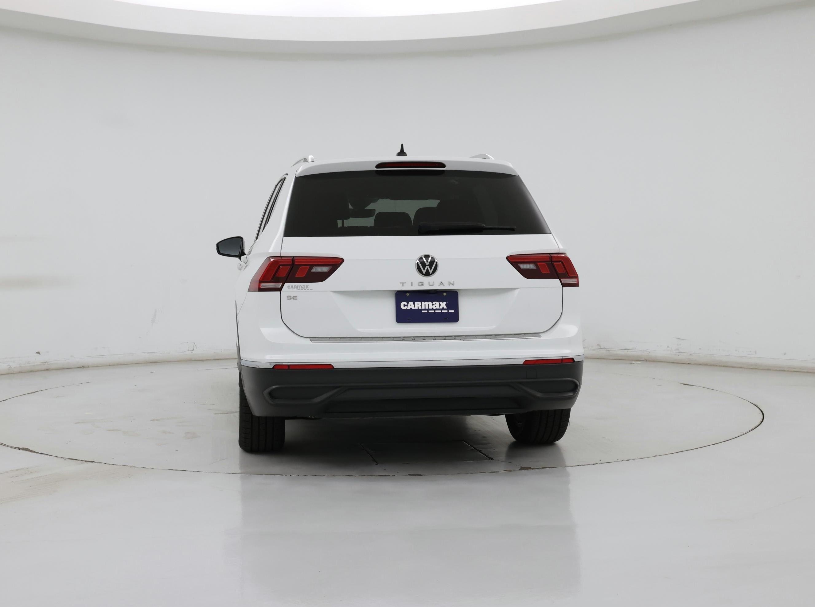 Thumbnail: 2022 Volkswagen Tiguan - 6