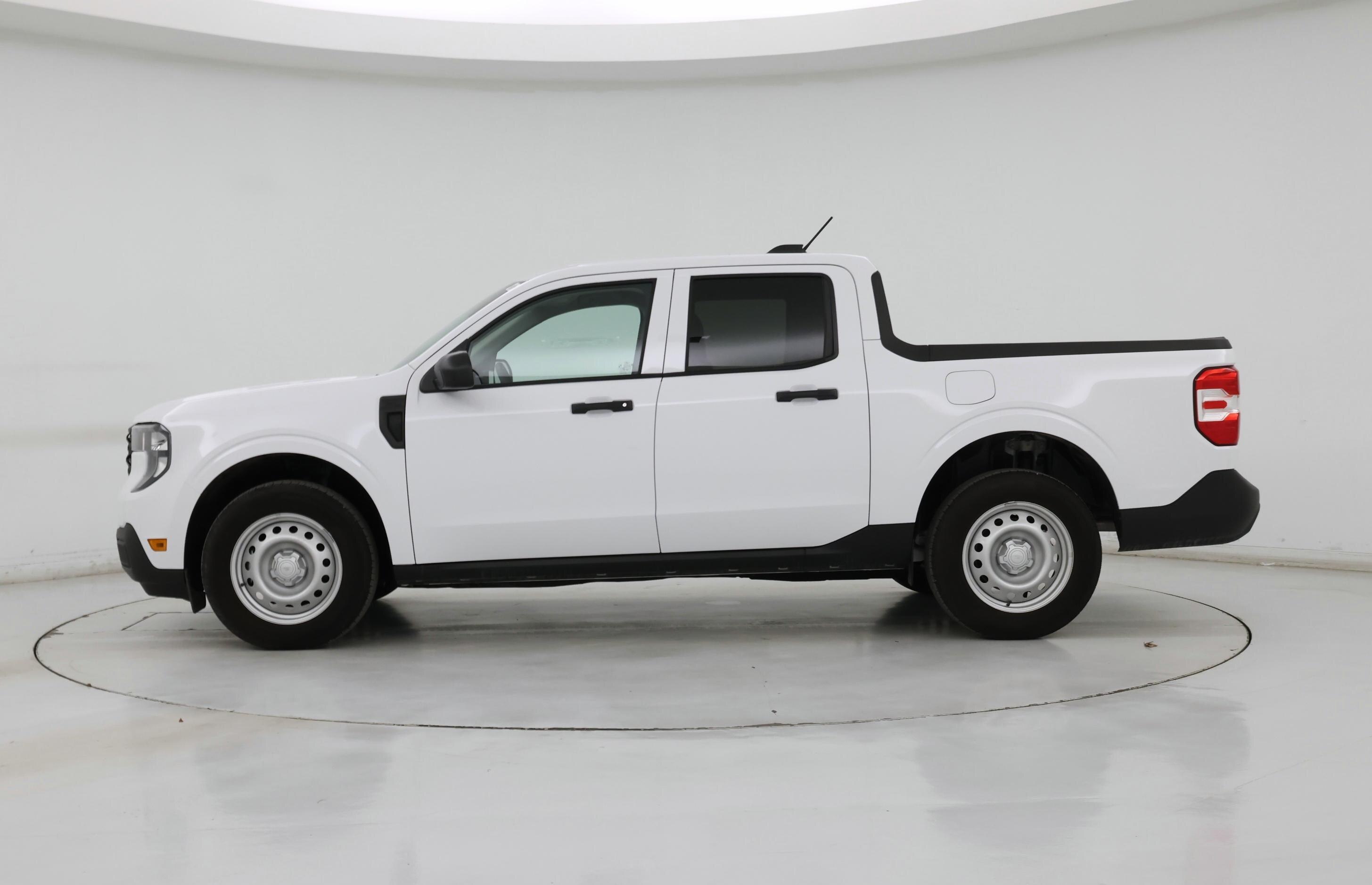 Thumbnail: 2025 Ford Maverick - 3