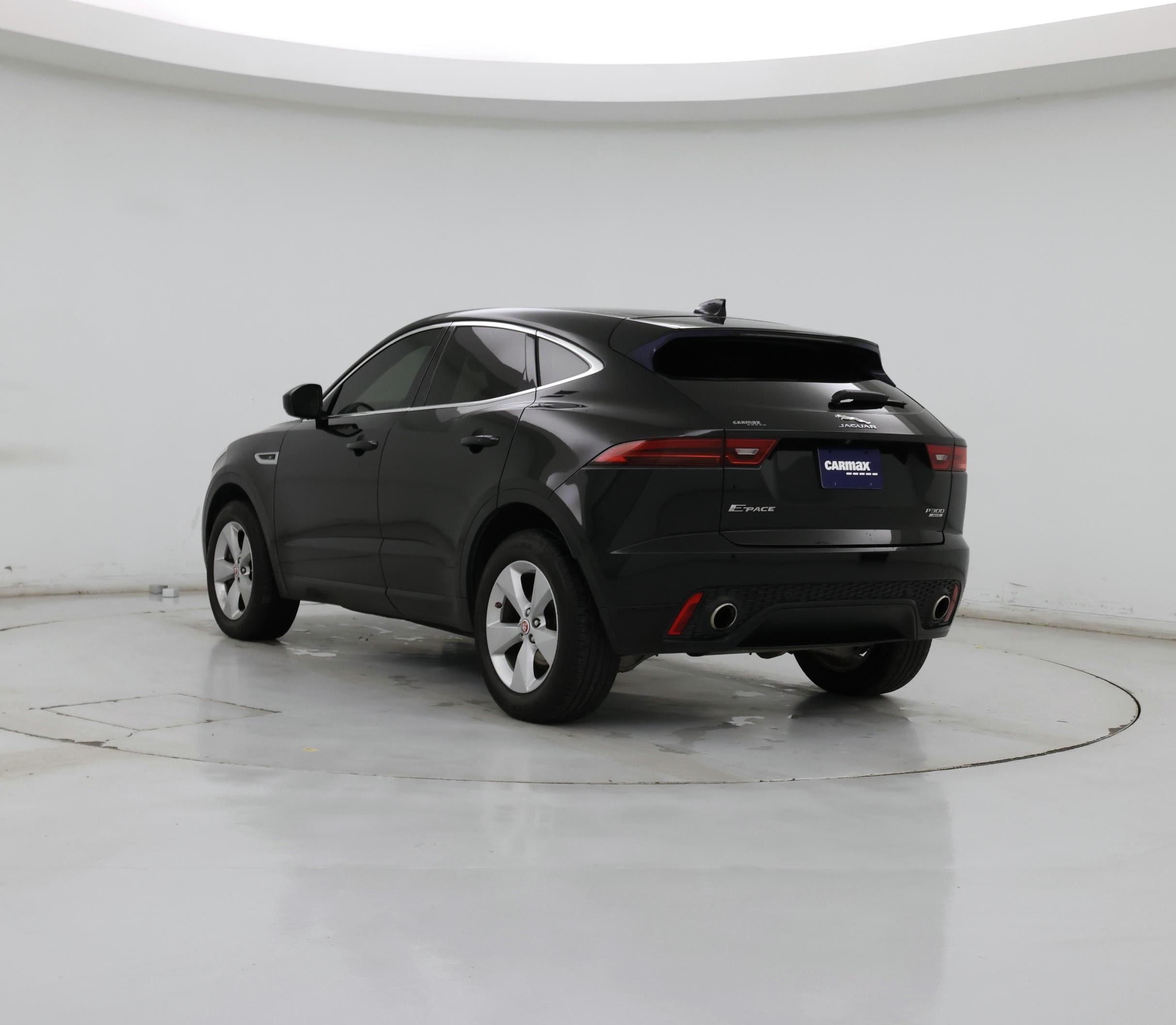 Thumbnail: 2018 Jaguar E-Pace - 2