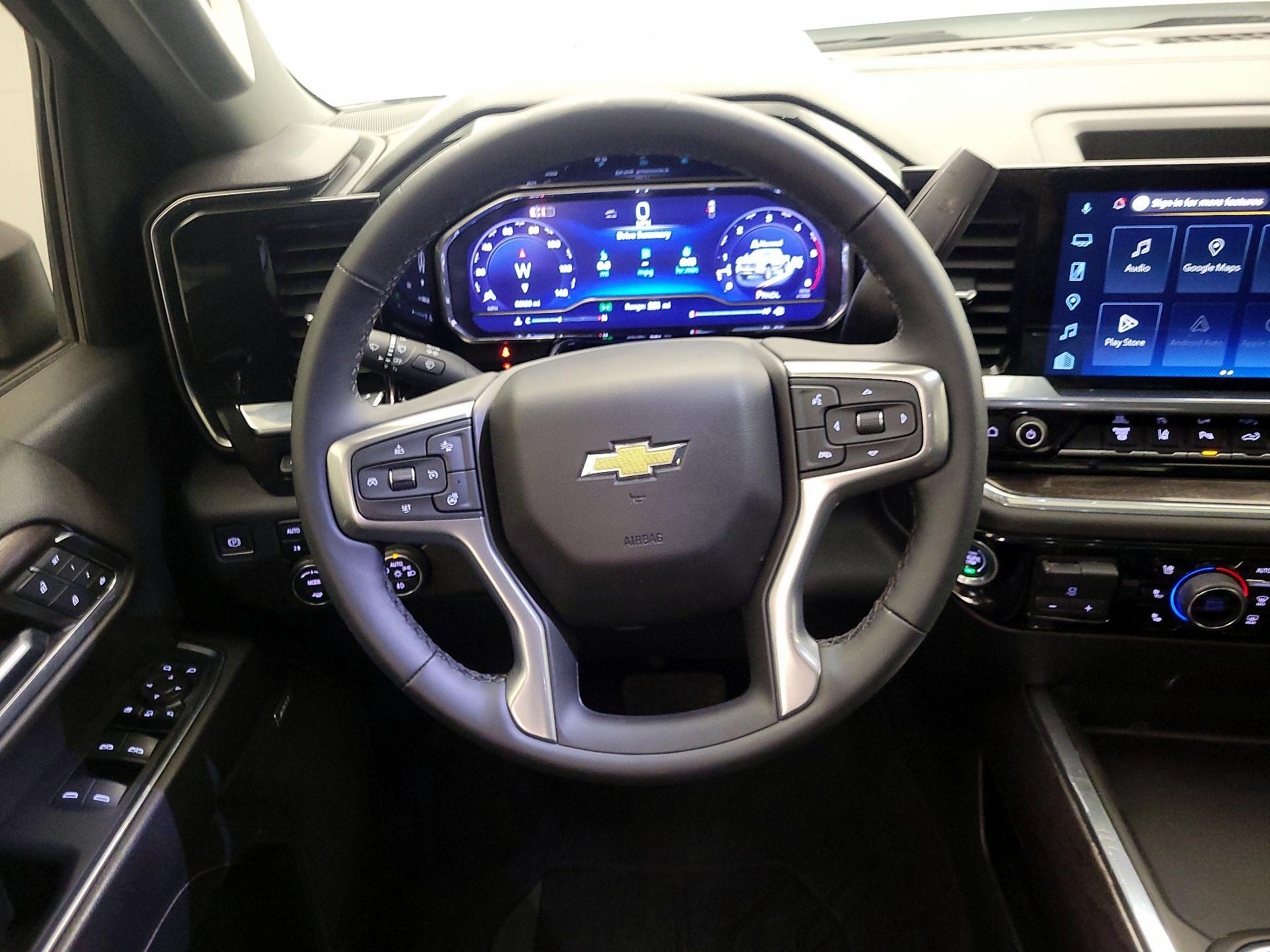 Thumbnail: 2024 Chevrolet Silverado 3500 - 10