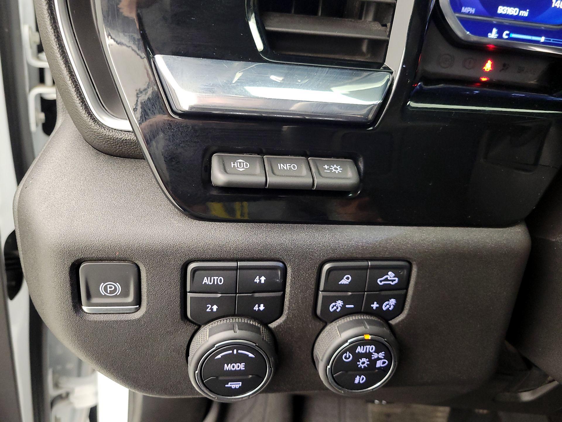 Thumbnail: 2024 Chevrolet Silverado 3500 - 13