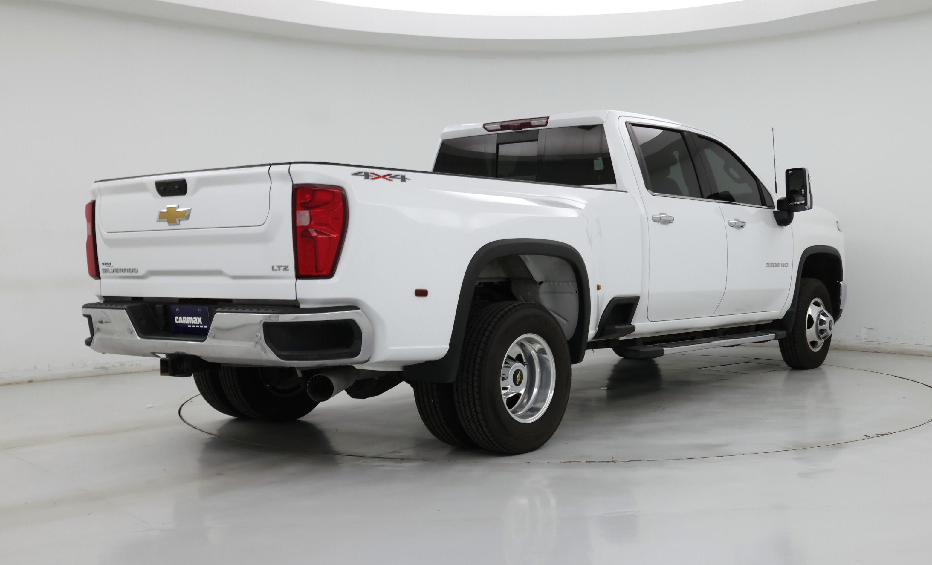 Thumbnail: 2024 Chevrolet Silverado 3500 - 8