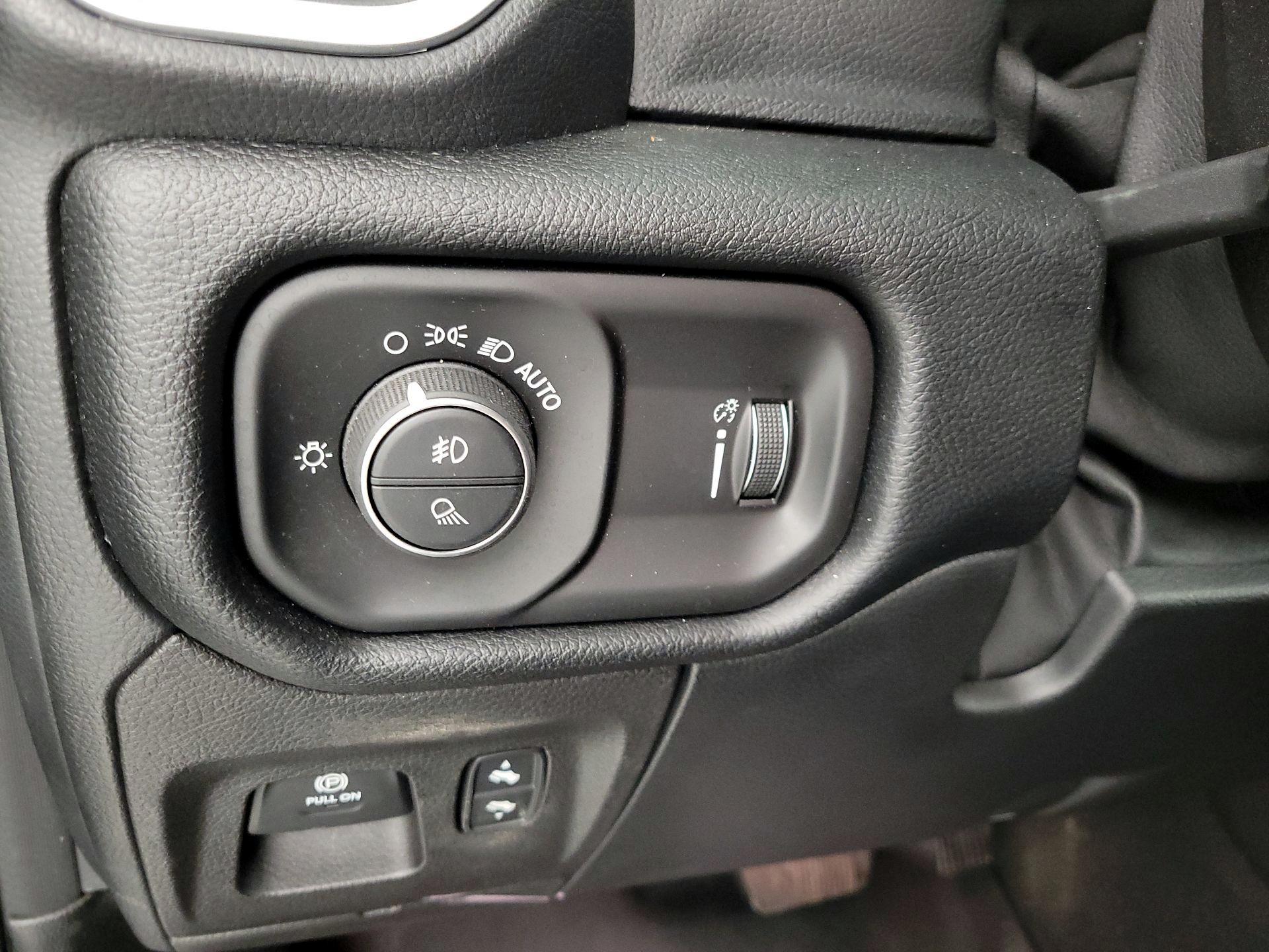 Thumbnail: 2021 RAM 1500 - 13