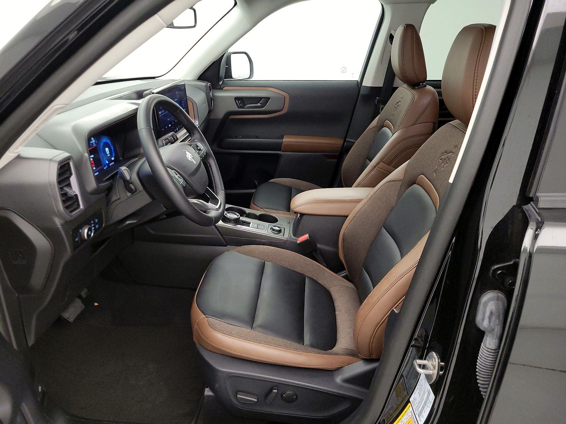 Thumbnail: 2025 Ford Bronco Sport - 11