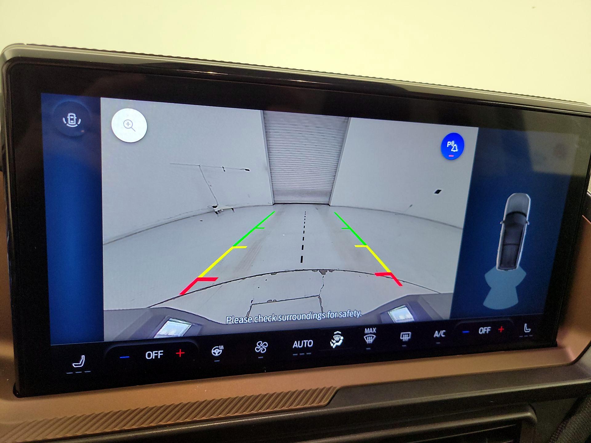 Thumbnail: 2025 Ford Bronco Sport - 14