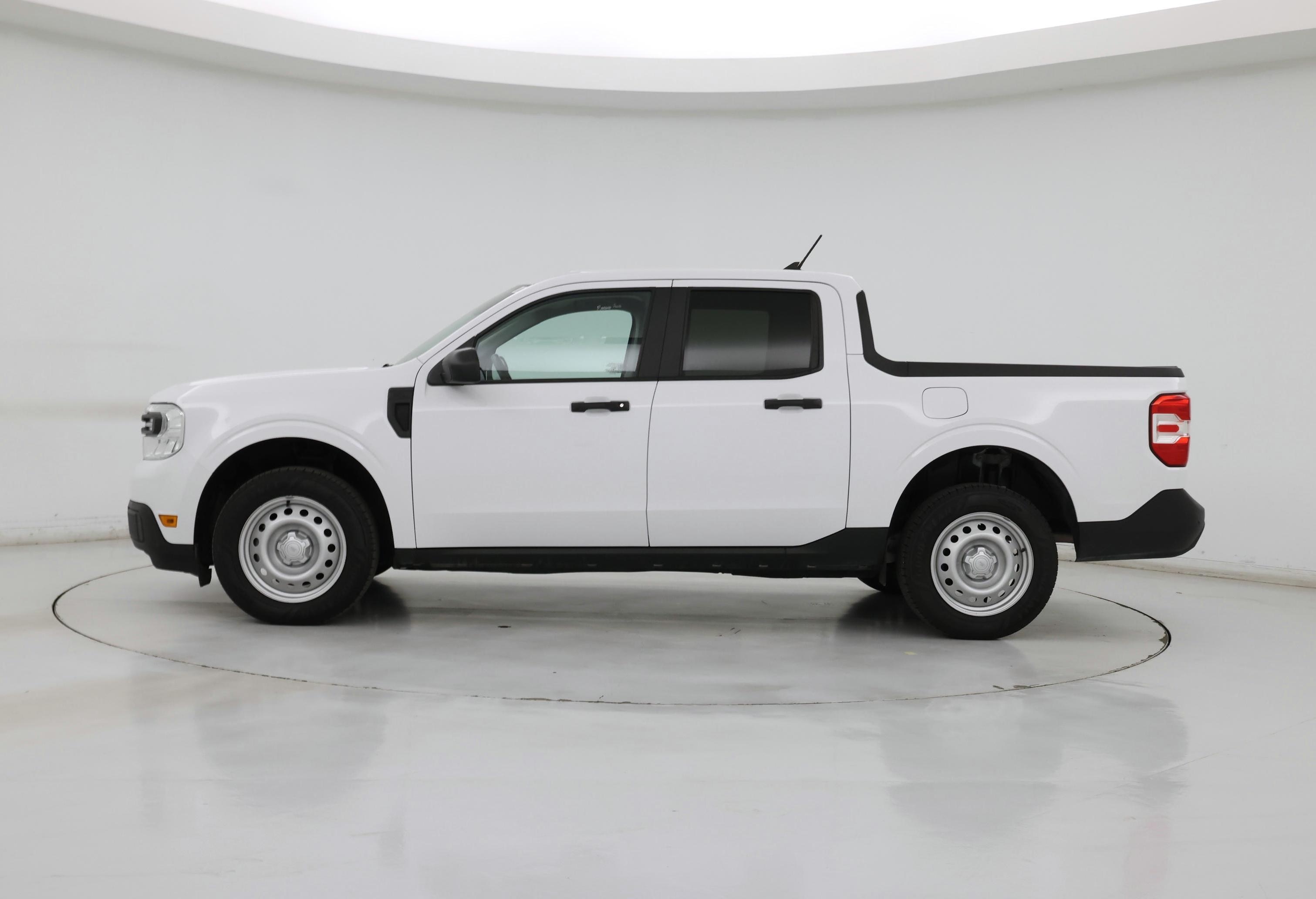 Thumbnail: 2022 Ford Maverick - 3