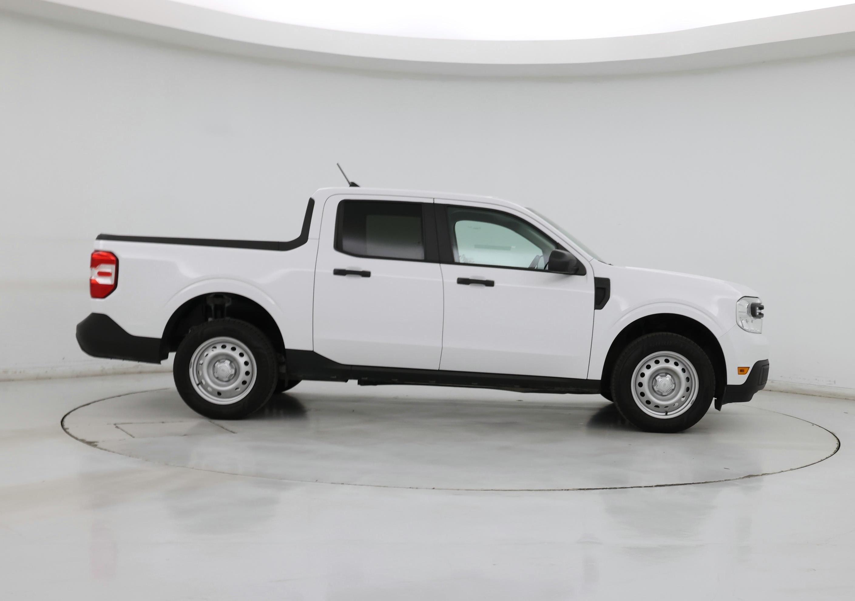 Thumbnail: 2022 Ford Maverick - 7