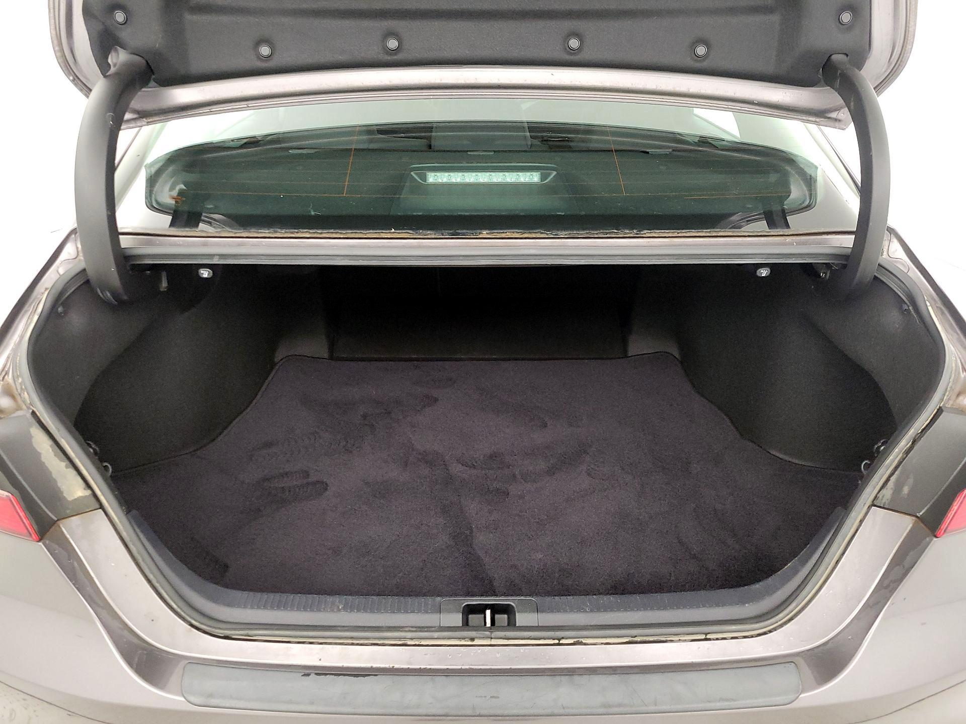 Thumbnail: 2023 Toyota Camry - 20