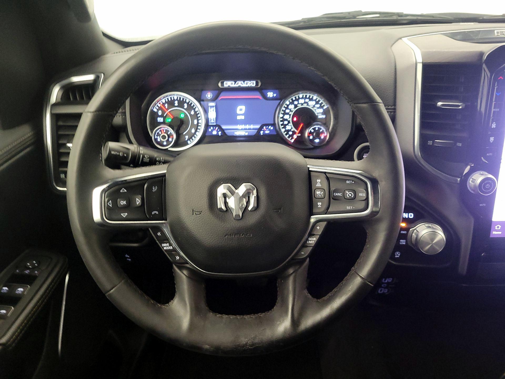 Thumbnail: 2025 RAM 1500 - 10