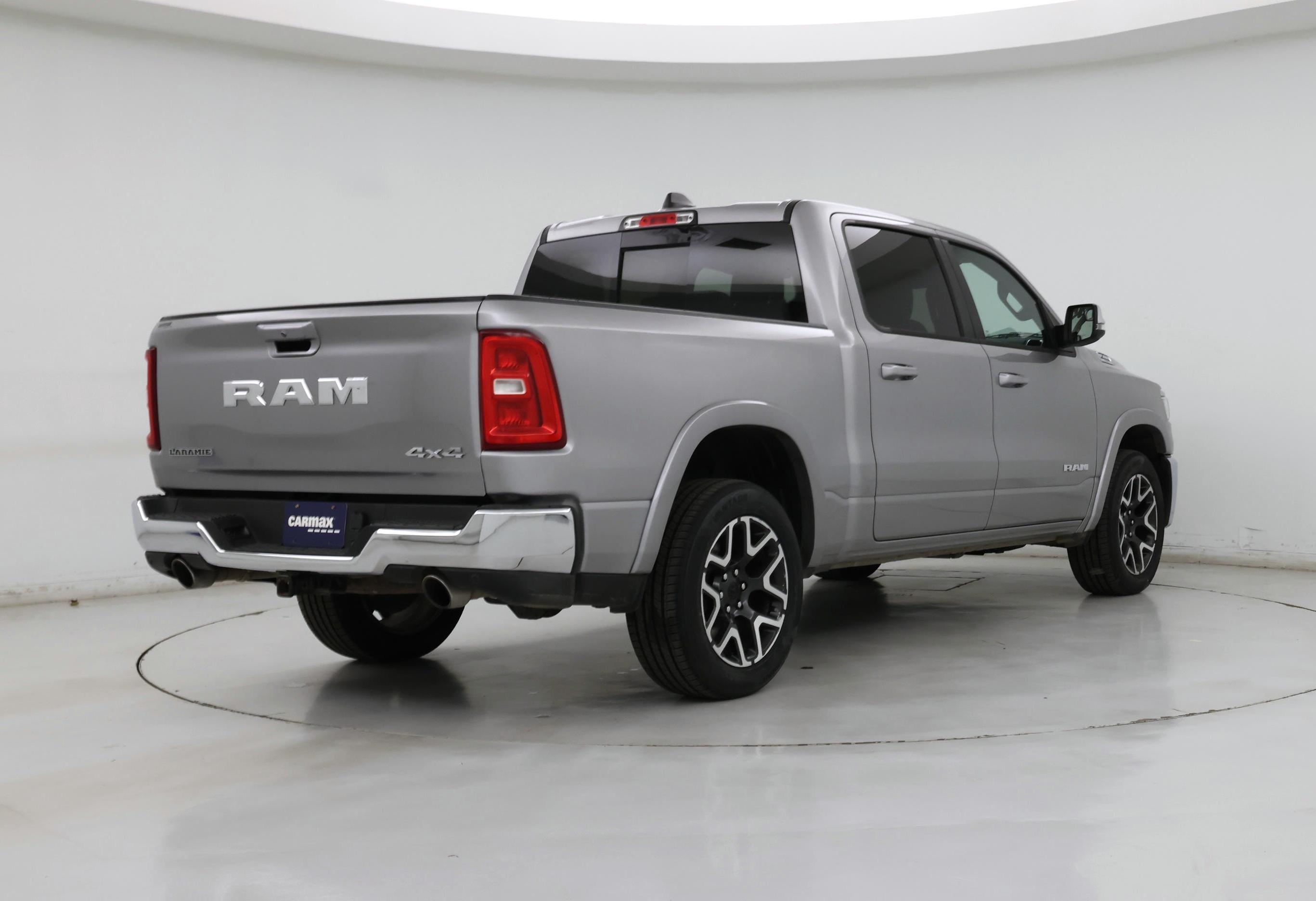 Thumbnail: 2025 RAM 1500 - 8
