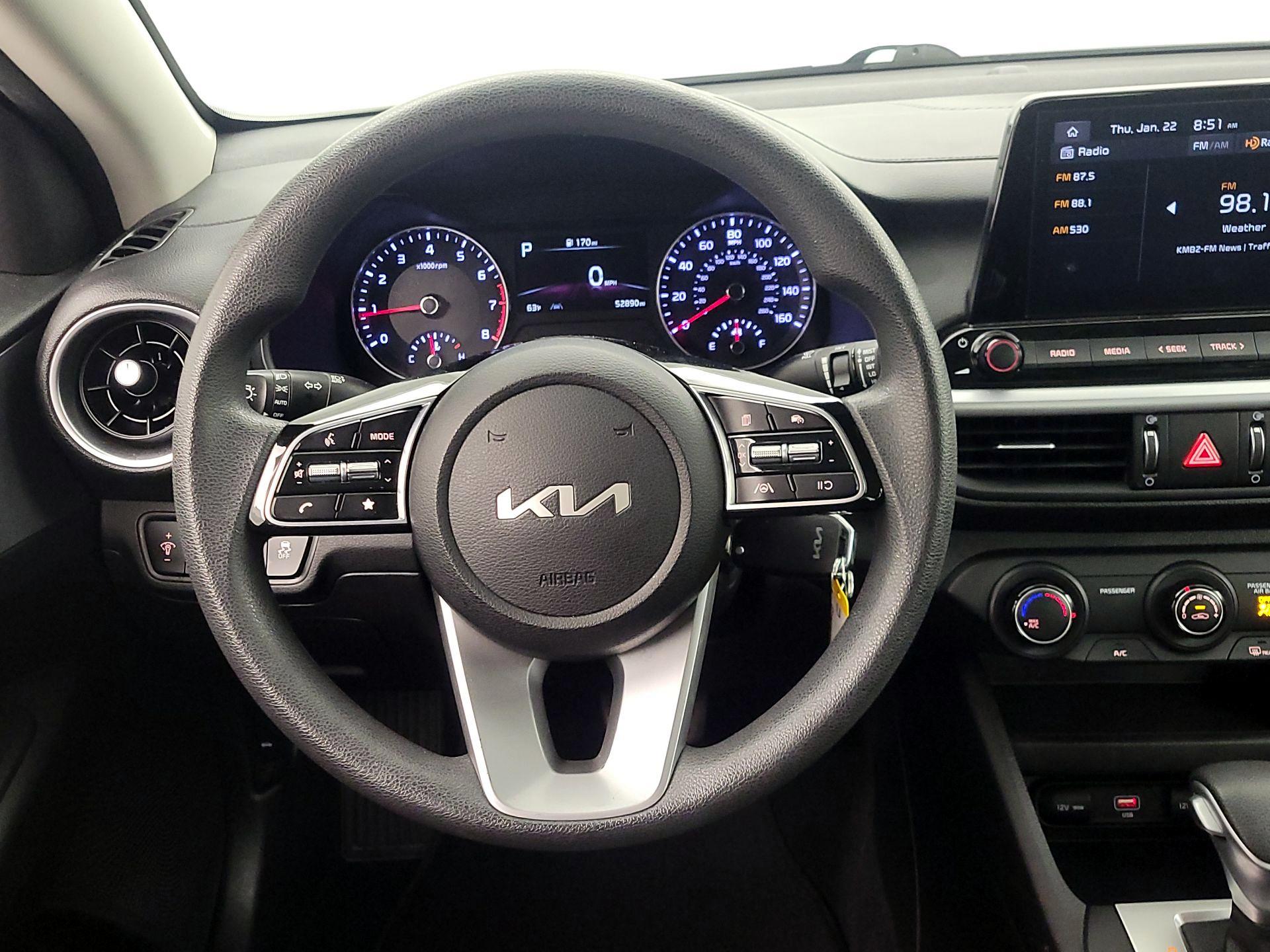 Thumbnail: 2023 Kia Forte - 10