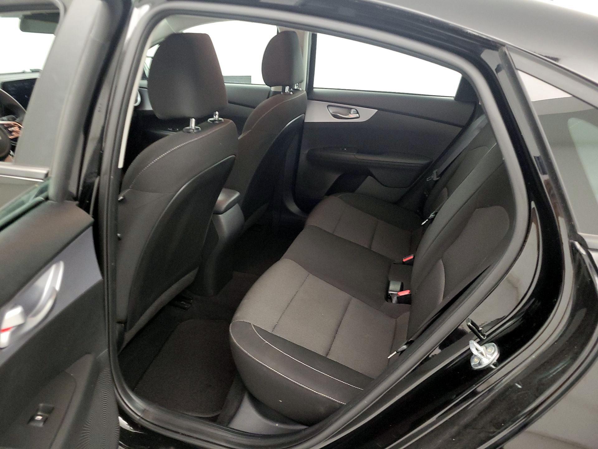 Thumbnail: 2023 Kia Forte - 19