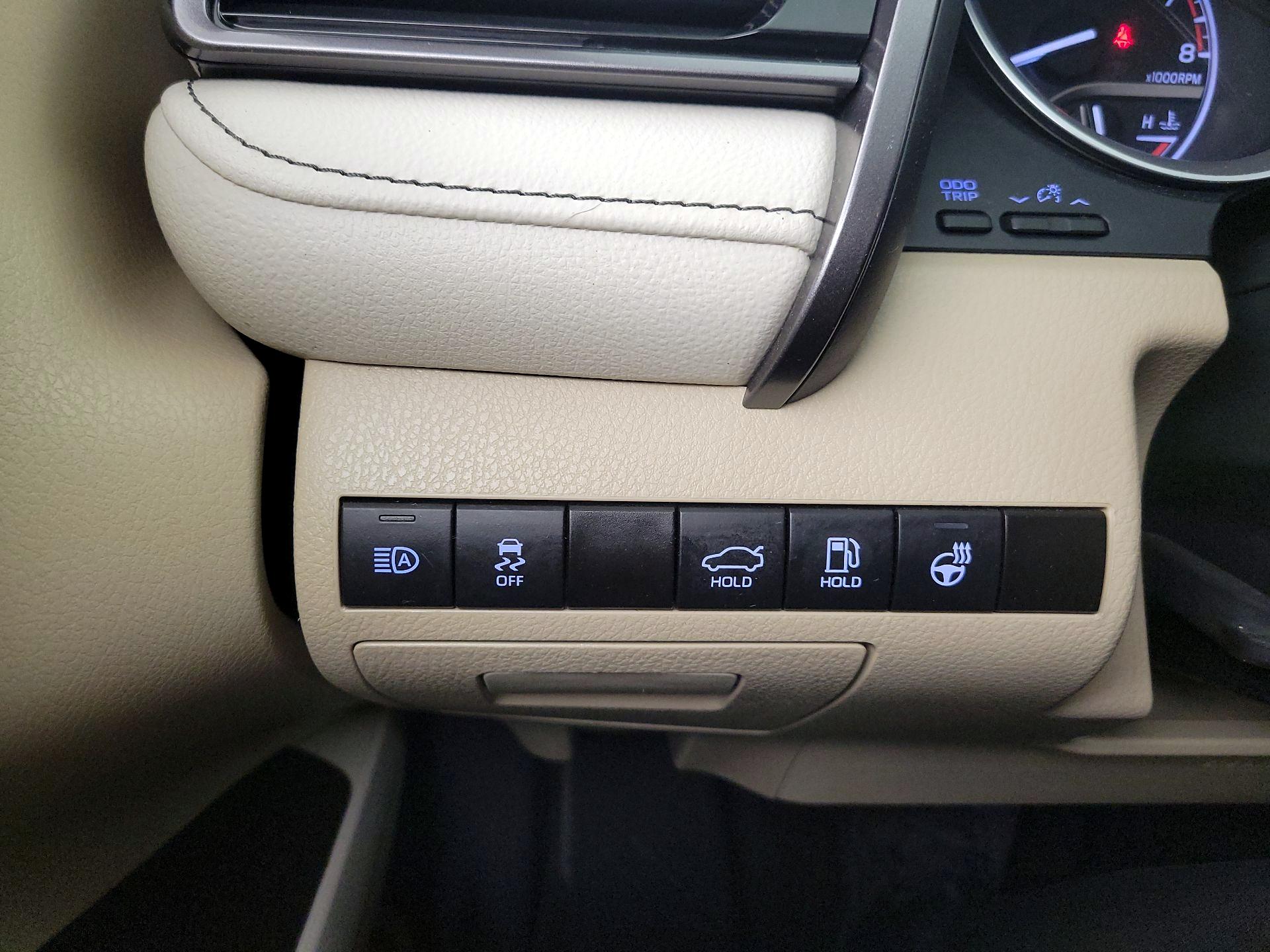 Thumbnail: 2024 Toyota Camry - 13