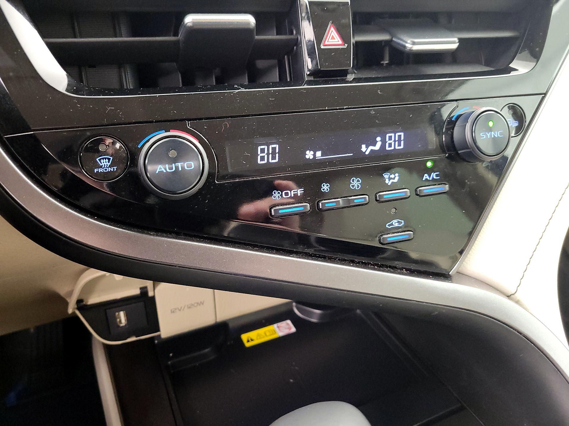 Thumbnail: 2024 Toyota Camry - 16