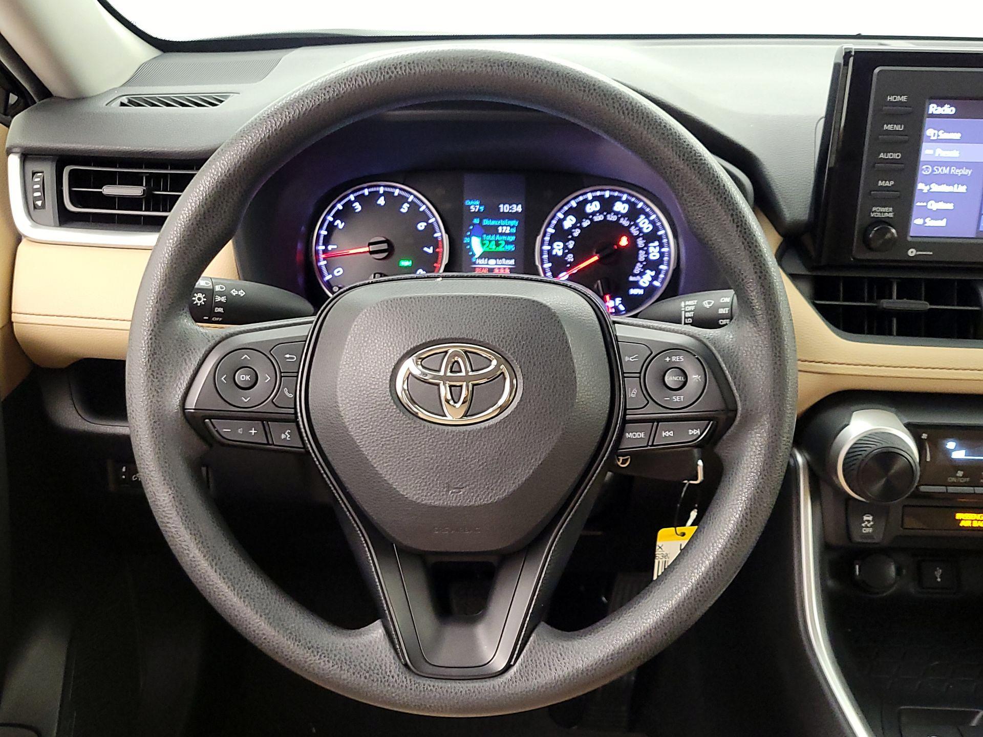 Thumbnail: 2020 Toyota RAV4 - 10