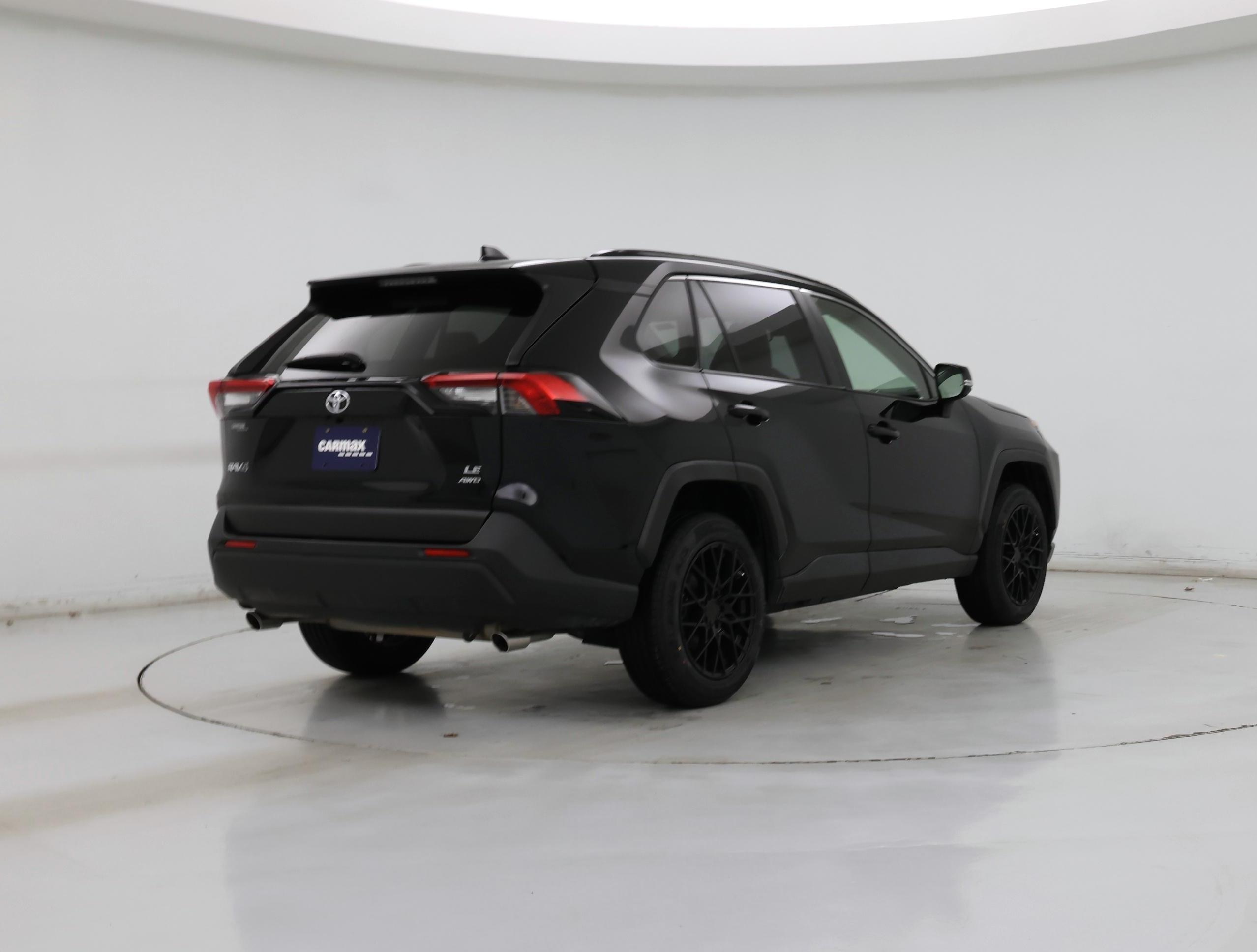 Thumbnail: 2020 Toyota RAV4 - 8