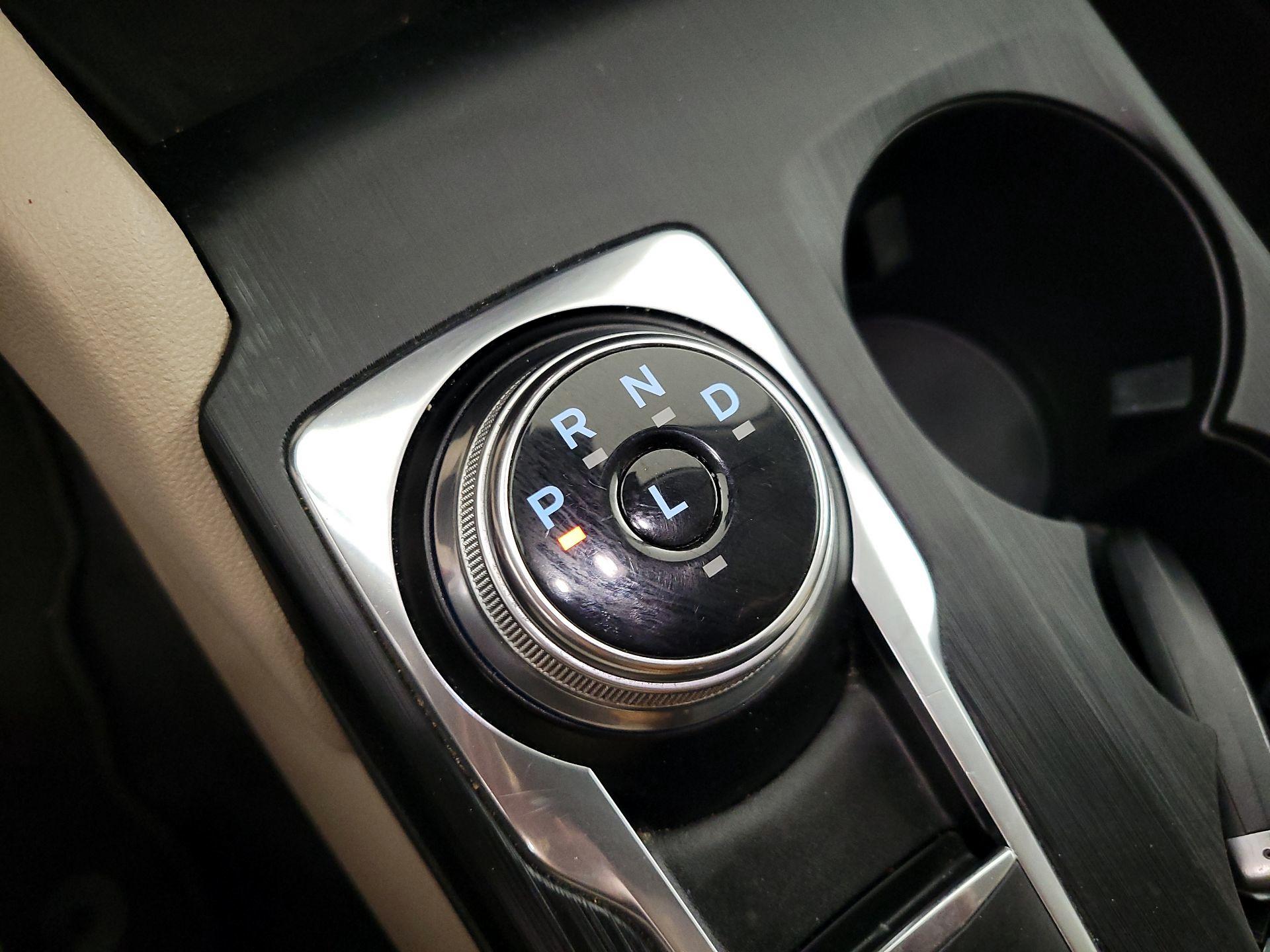 Thumbnail: 2021 Ford Escape - 17